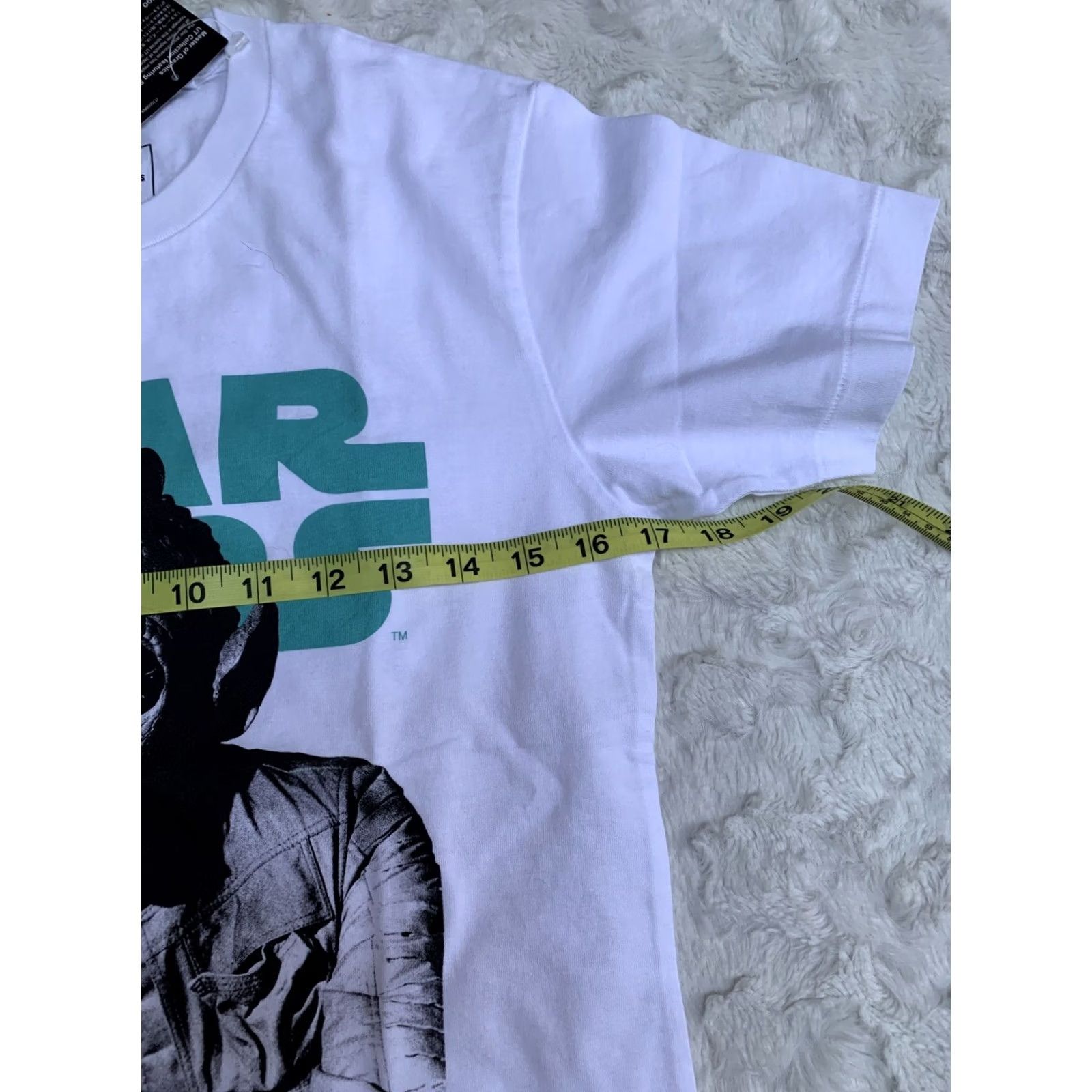 Uniqlo VINTAGE Uniqlo Star Wars Nigo Graphic T-Shirt Short Sleeve White Mens XXS NWT Size US XXS / EU 40 - 4 Thumbnail