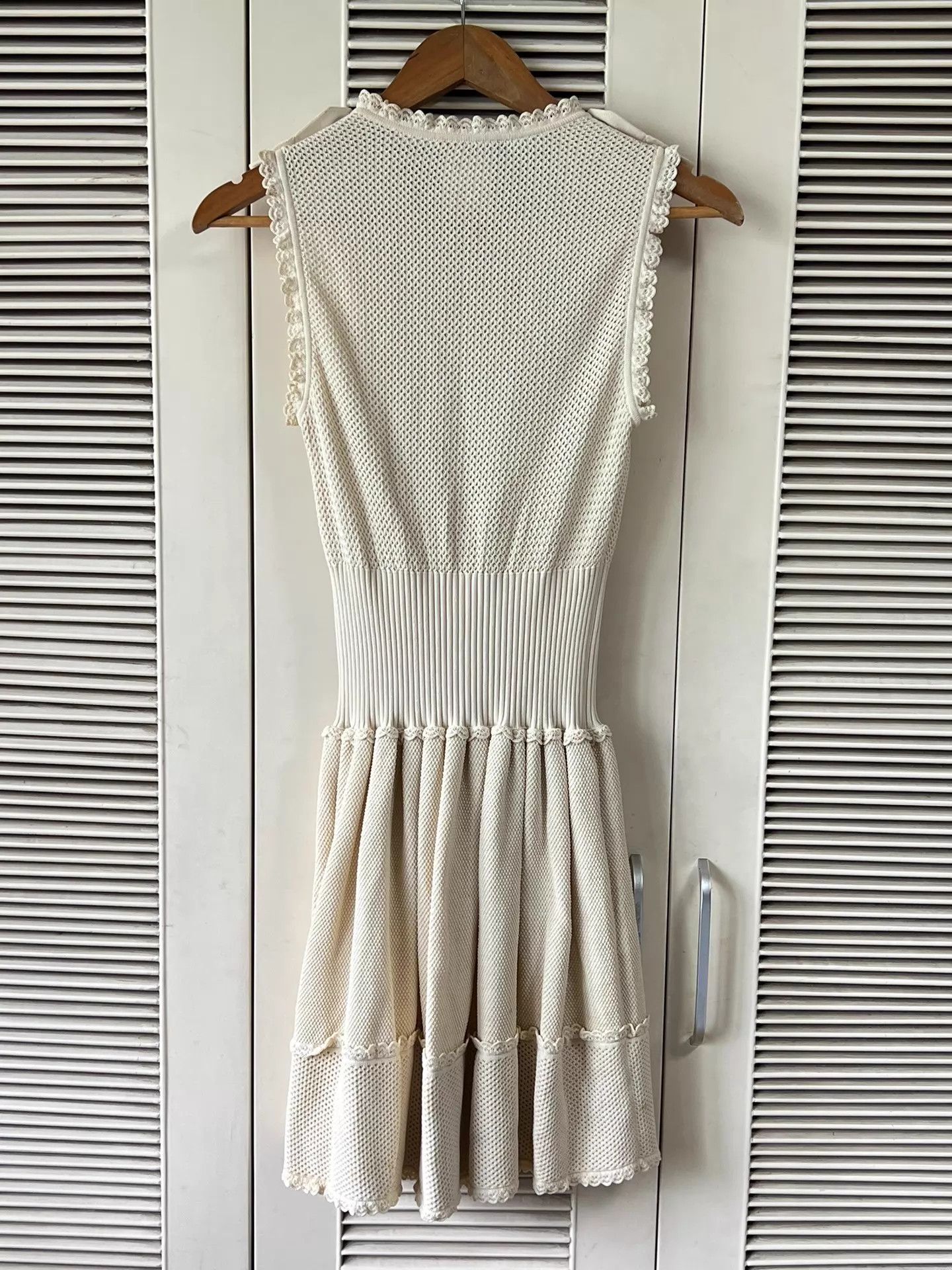 Chanel CHANEL Sleeveless Knit Dress Waist Pleated 34 IT Size XS / US 0-2 / IT 36-38 - 2 Thumbnail