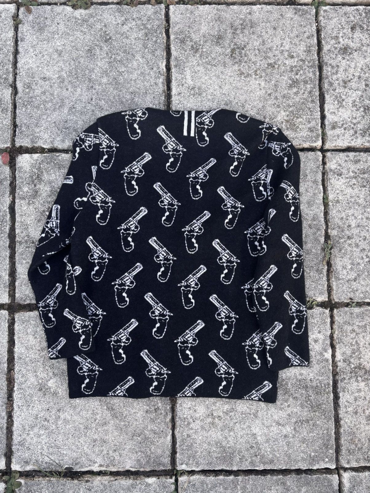 Saint Laurent Paris Saint Laurent by Hedi Slimane SS15 pistol gun cardigan Size US XL / EU 56 / 4 - 4 Thumbnail