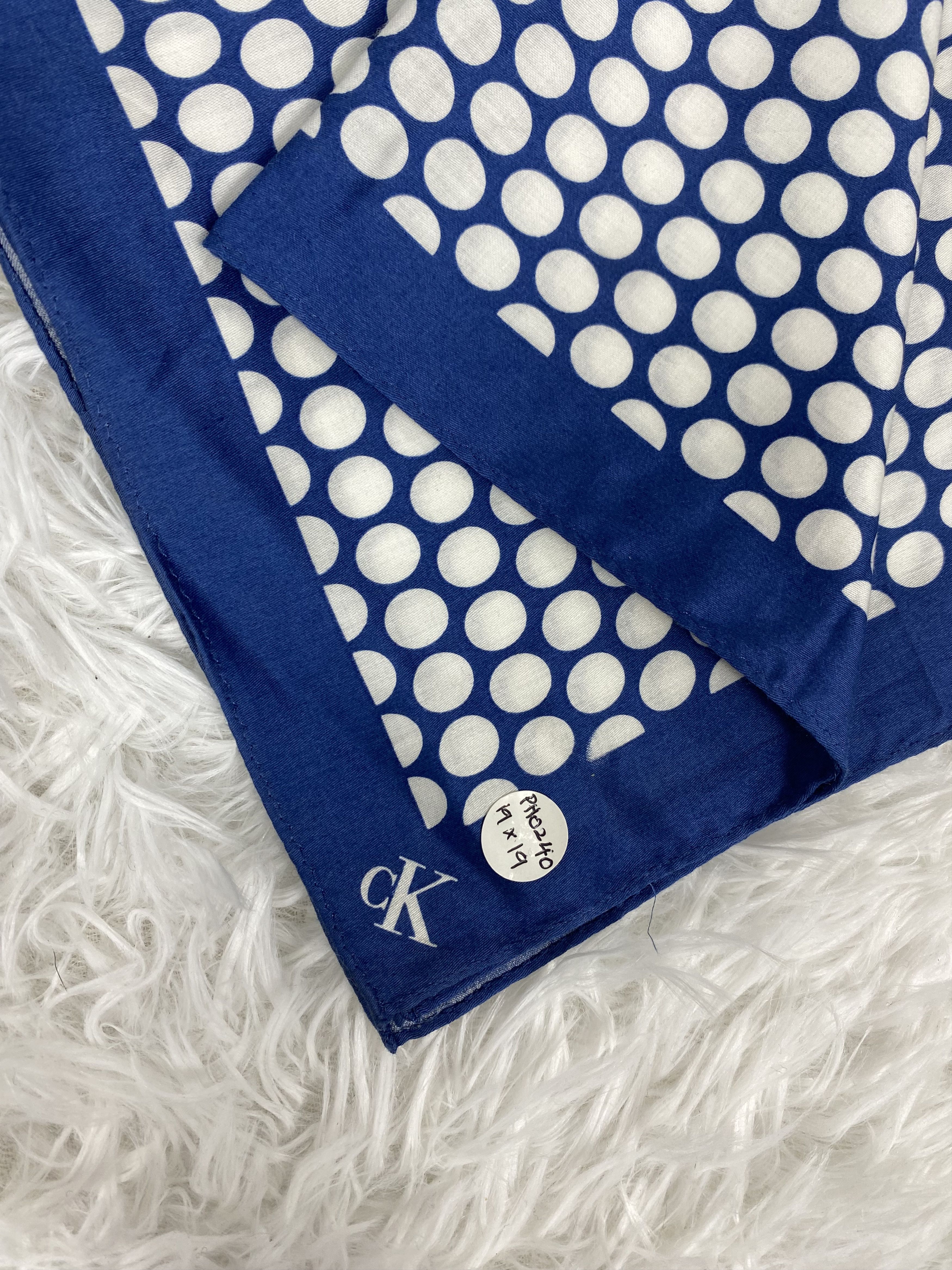 Calvin Klein Vintage Calvin Klein Handkerchief Neckerchief PH0240 Size ONE SIZE - 2 Thumbnail