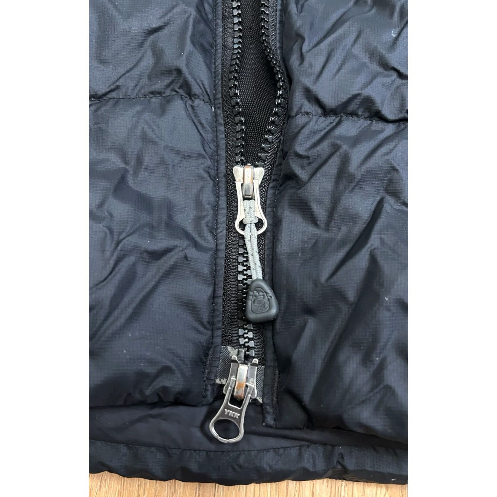 Mountain Hardwear VINTAGE Mountain Hardwear Women's Parka Jacket Hooded Down Puffer Coat Small - Black - Mid-Length - Zip - Nylon - Solid - Down - Regular - Women Size S / US 4 / IT 40 - 7 Thumbnail