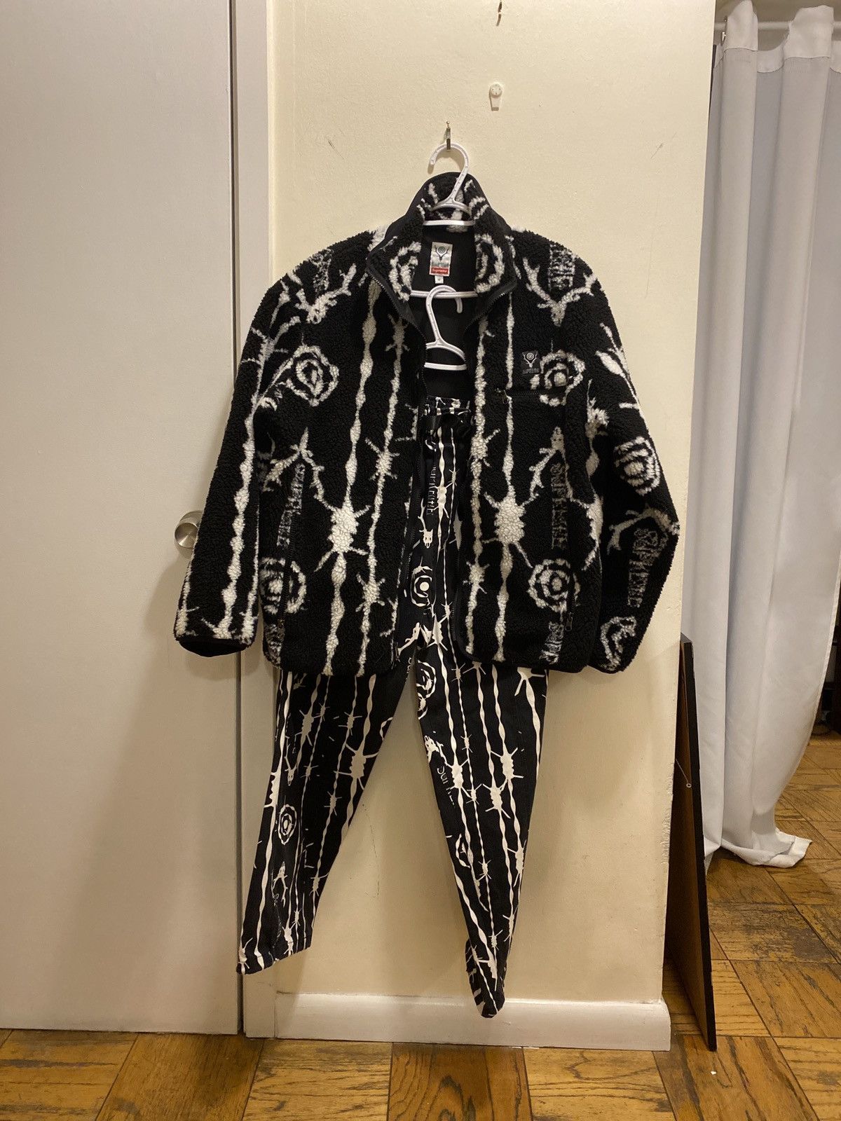 Supreme Supreme barbed wire fleece with pants Size US M / EU 48-50 / 2 - 1 Thumbnail