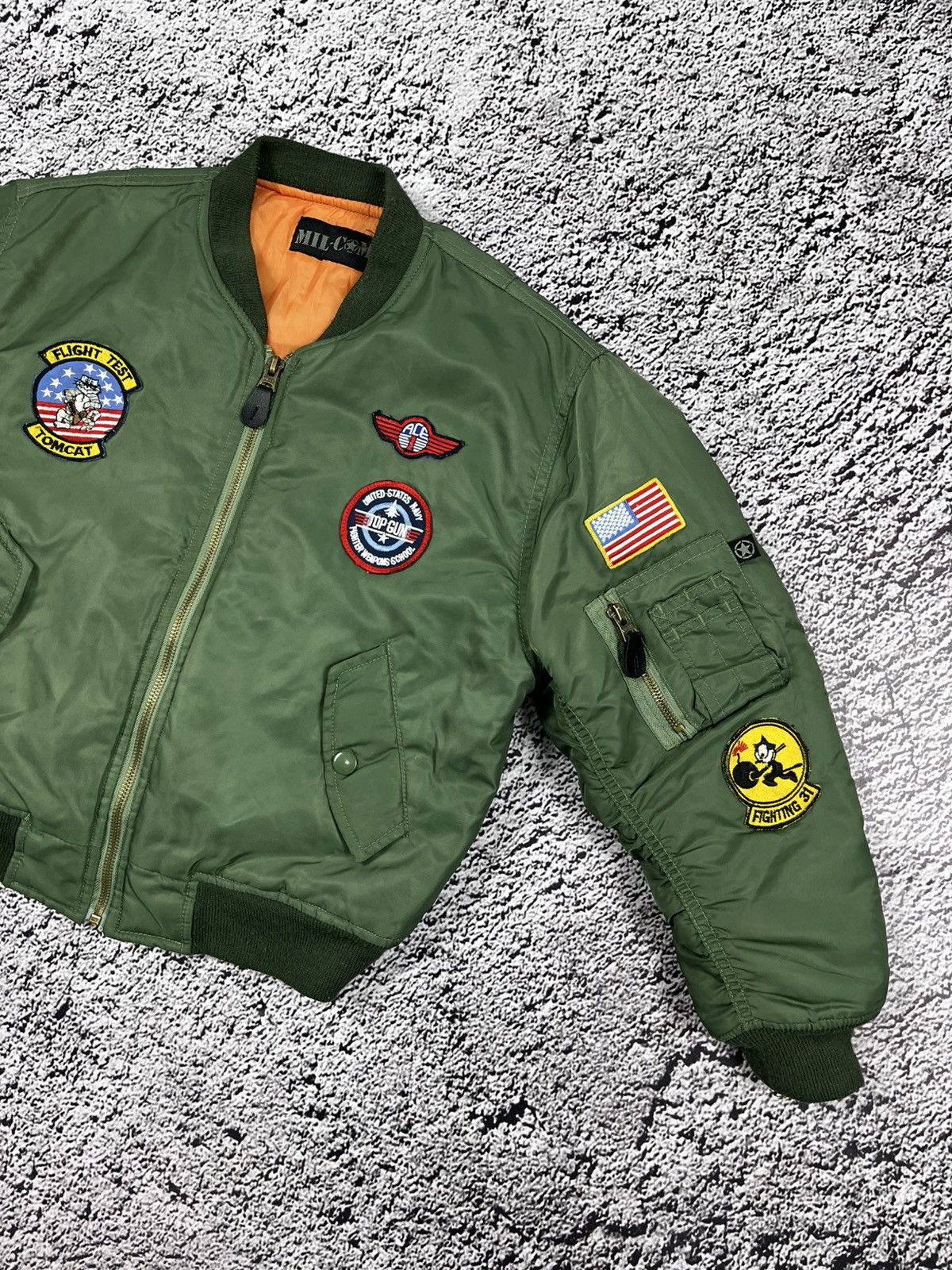 Vintage Vintage patched USAF MA-1 bomber aviator flight jacket Size XS / US 0-2 / IT 36-38 - 3 Thumbnail