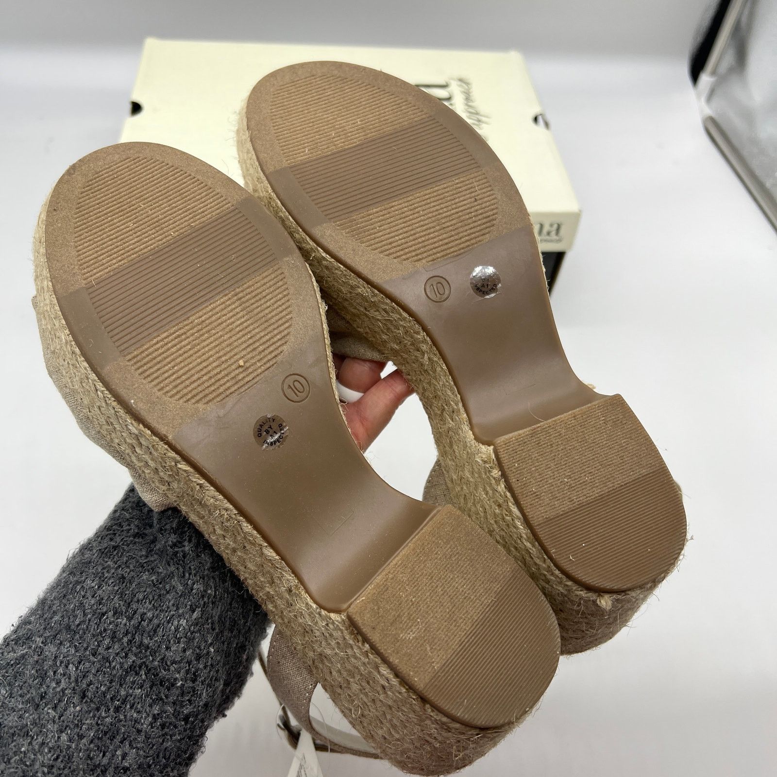 Other a.n.a Womens Dukes Heeled Sandals Brown Natural Size 10M Size US 10 / IT 40 - 3 Thumbnail