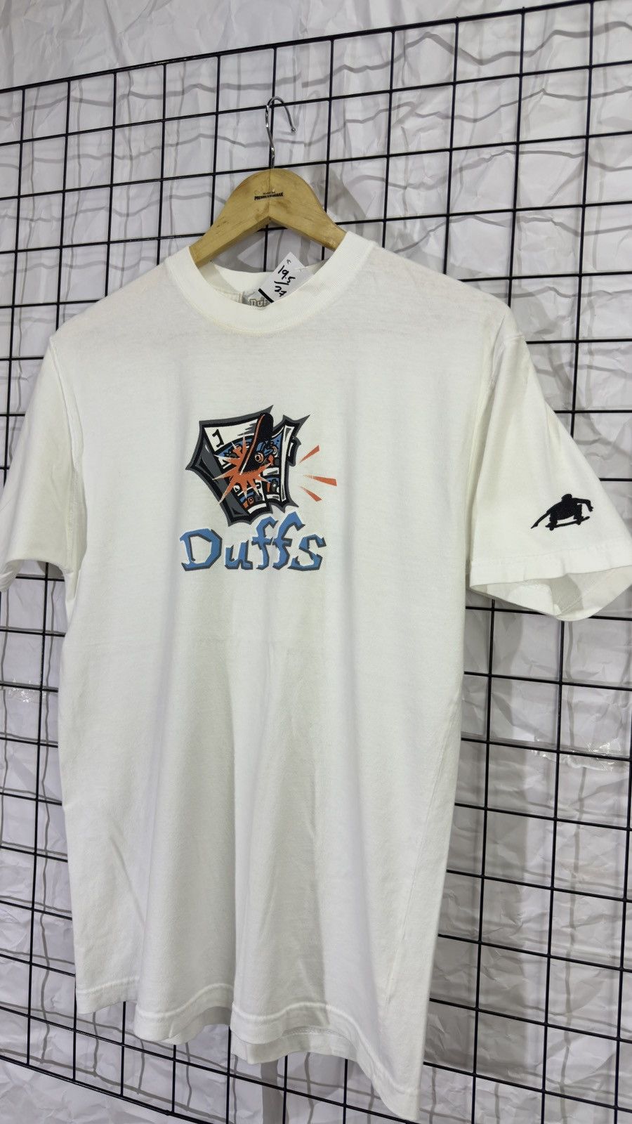 Vintage Vintage duffs skateboard skate tee shirt Size US M / EU 48-50 / 2 - 3 Thumbnail