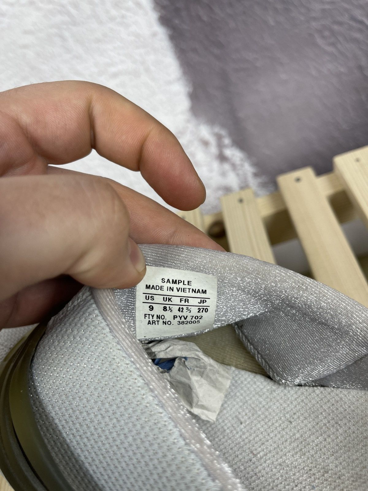 Adidas Adidas vintage SAMPLE hype avant garde shoes sneakers rare Size US 9 / EU 42 - 8 Thumbnail