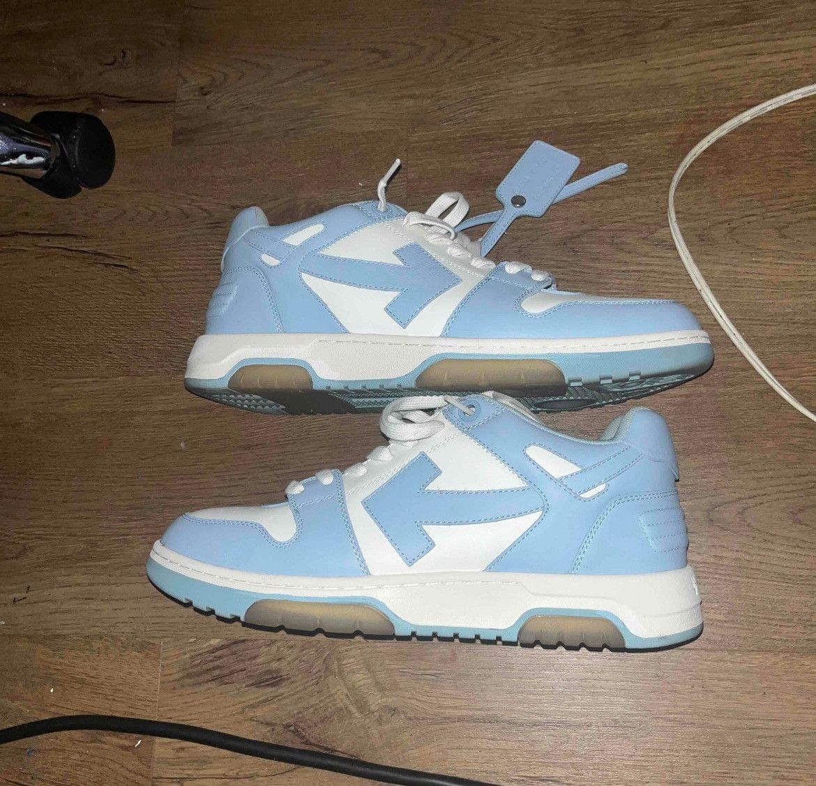Off-White Off white out of office Size US 12 / EU 45 - 1 Thumbnail