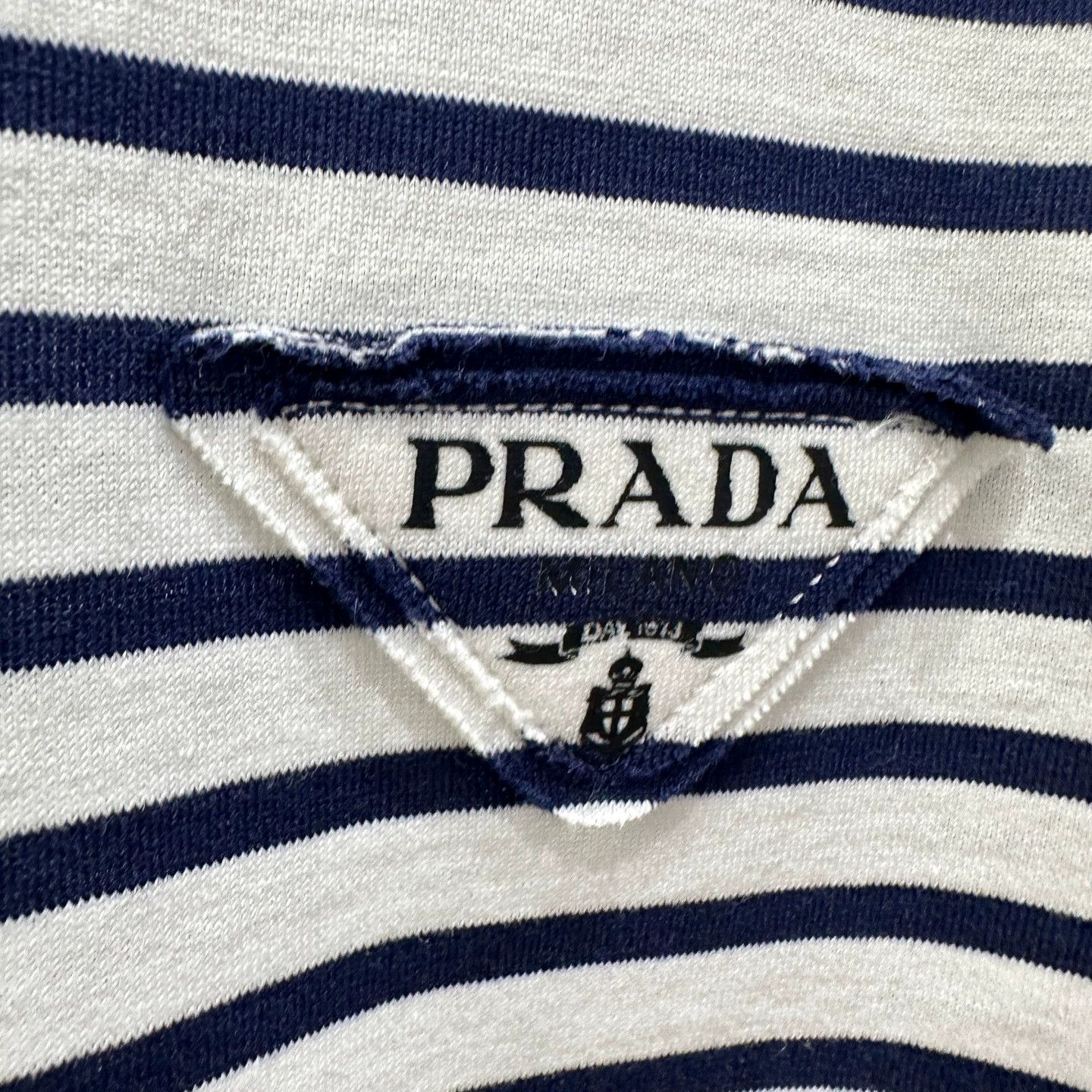 Prada Prada feb310 striped triangle logo long sleeve T-shirt S Size S / US 4 / IT 40 - 6 Thumbnail