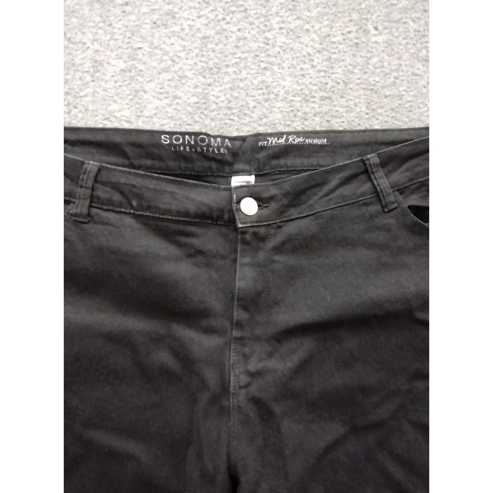 Vintage Sonoma Women’s Mid Rise Bermuda Shorts Jeans Black 22 Denim 5-Pocket Stretch Cotton Blend Casual Size 40" / US 18 - 3 Thumbnail