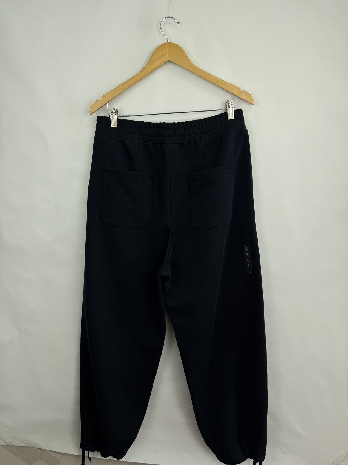 Uniqlo ❗️NWT 🇯🇵 UNIQLO :C Clare Waight Keller Sweat Wide Pants Navy Size US 34 / EU 50 - 11 Thumbnail
