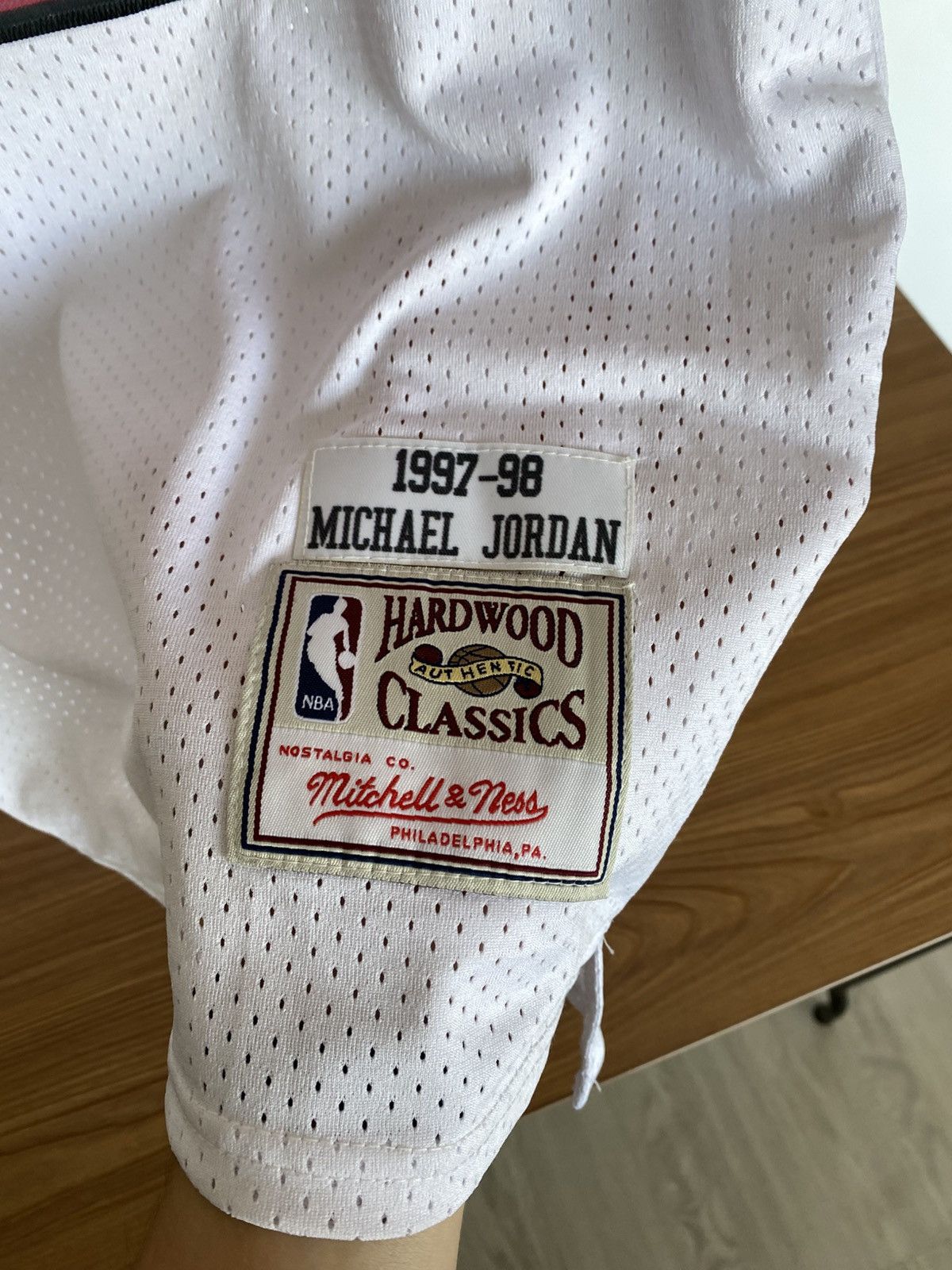 Mitchell & Ness × Vintage Mitchell & Ness Jersey Chicago Bulls 1997-98 Michael Jordan Size US M / EU 48-50 / 2 - 4 Thumbnail