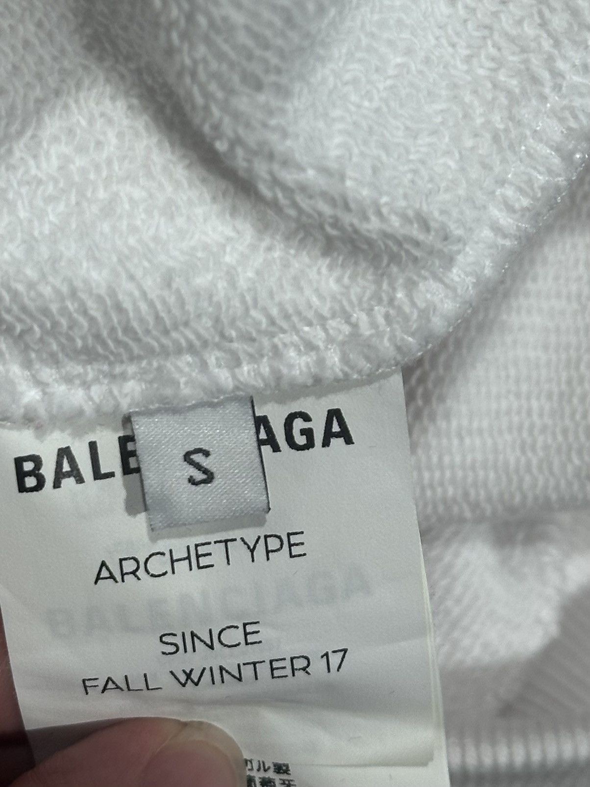 Balenciaga balenciaga back logo hoodie Size US S / EU 44-46 / 1 - 4 Thumbnail