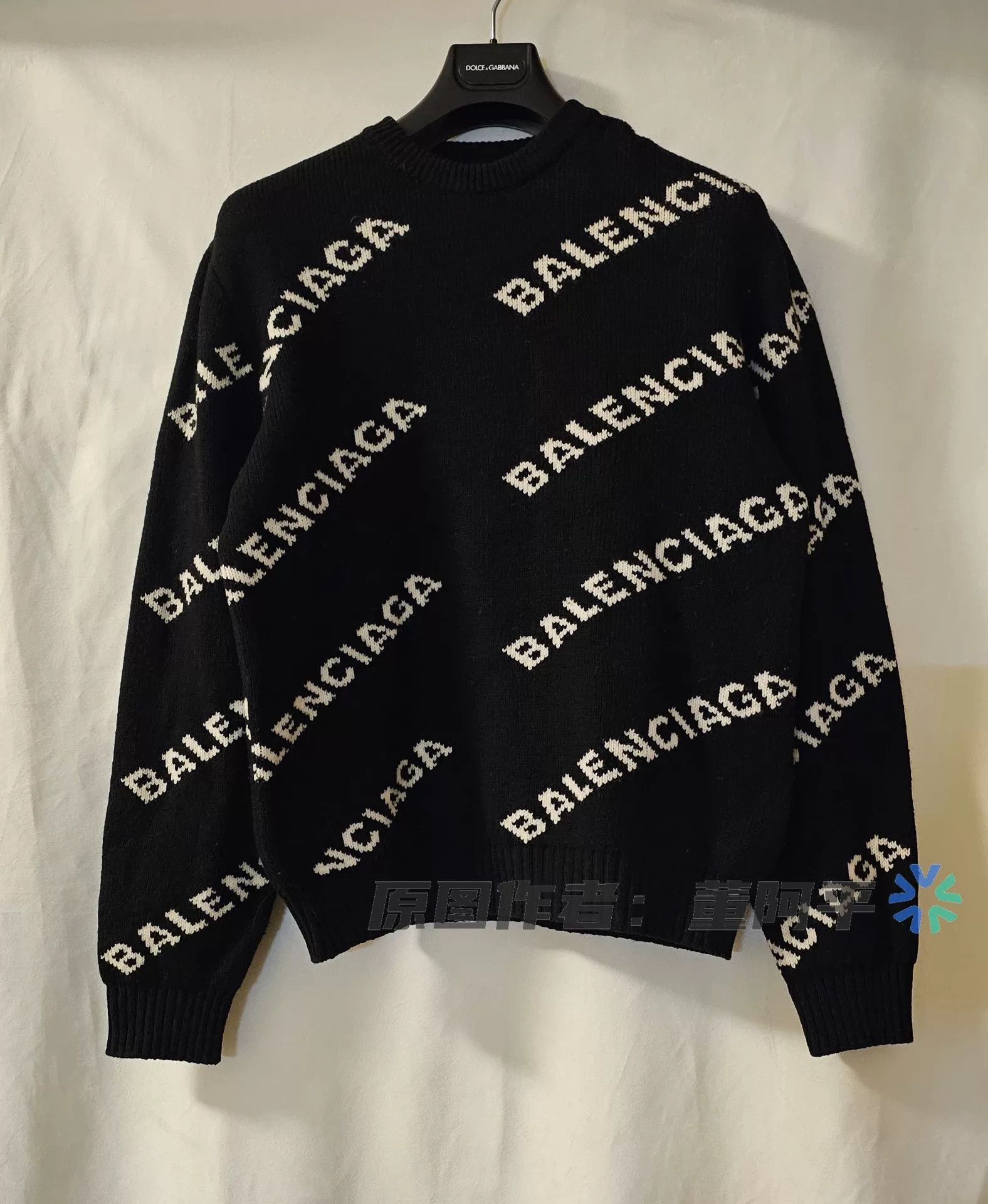 Balenciaga balenciaga logo knit sweater for men and women Size US M / EU 48-50 / 2 - 1 Preview