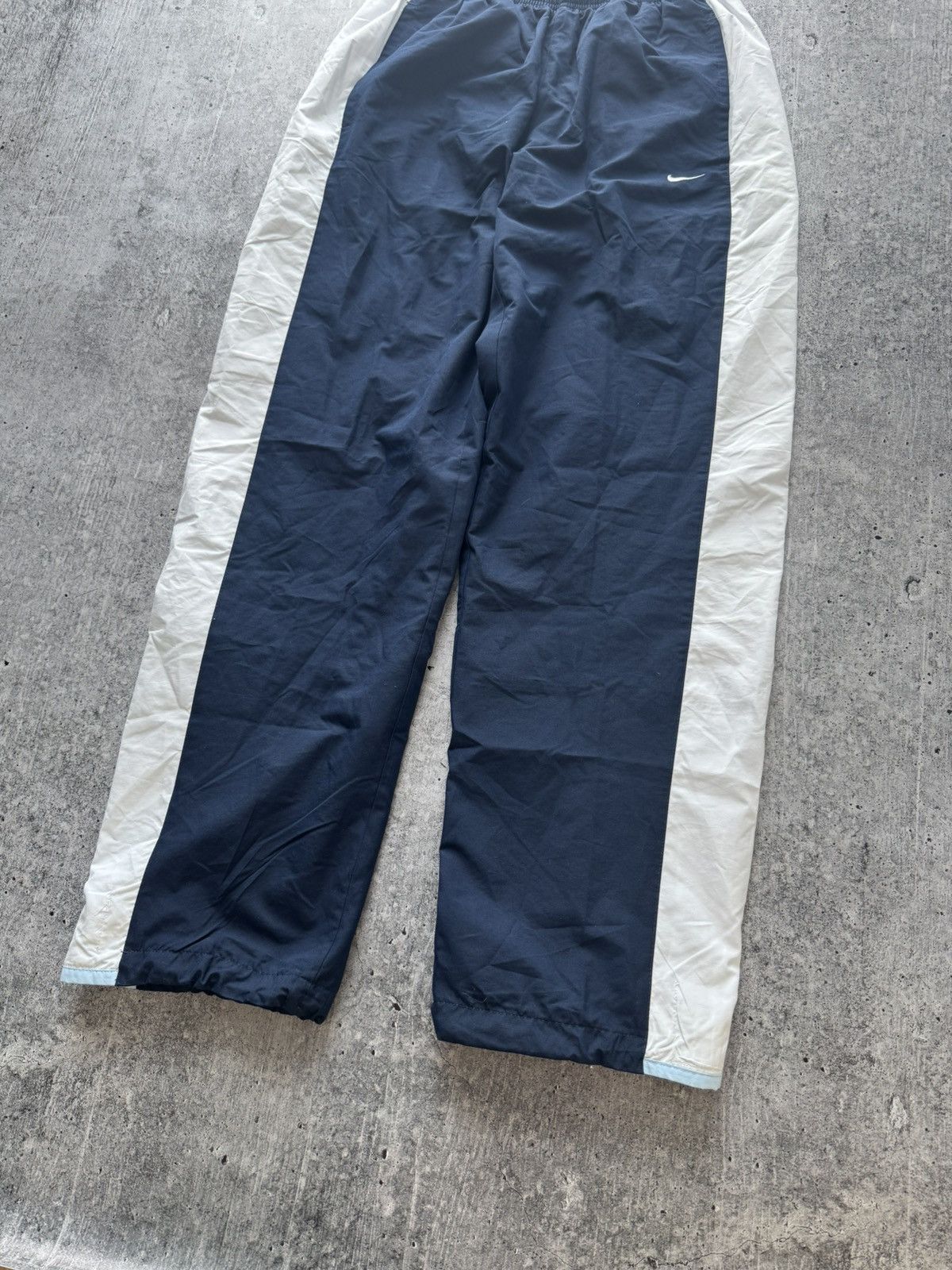 Nike Nike vintage pants joggers nylon y2k drill Size US 34 / EU 50 - 4 Thumbnail