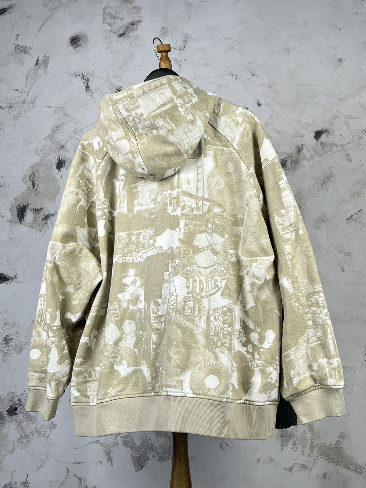 Makaveli Makaveli Branded 2Pac All-Over Hip-Hop Print Hoodie Size XL Size US XL / EU 56 / 4 - 7 Thumbnail