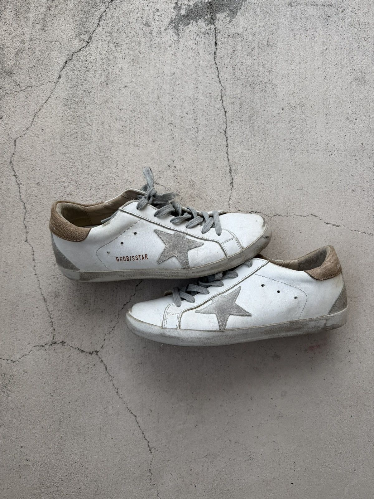 White Golden Goose GGDB/SSTAR Super Star Sneaker Size 39 8
