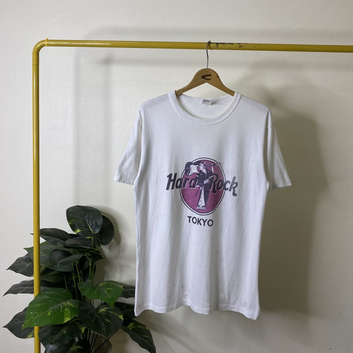 Hard Rock Cafe Vintage 2000s HRC Tokyo Geisha Graphic T Shirt Size US L / EU 52-54 / 3 - 1 Thumbnail