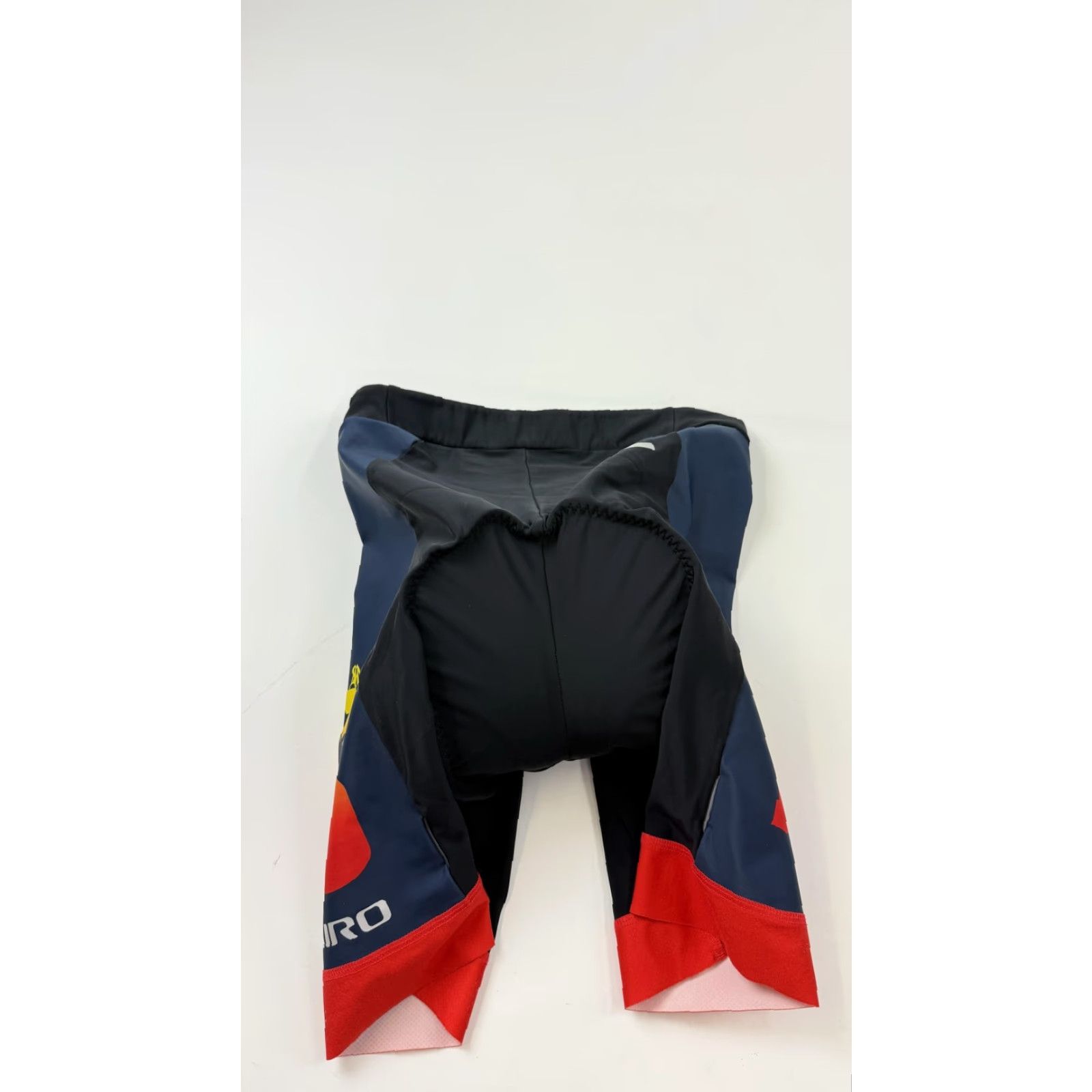 Giro Giro Shorts Womens Medium Black Blue Red Padded Cycling Renew Series Size 32" / US 10 / IT 46 - 6 Thumbnail