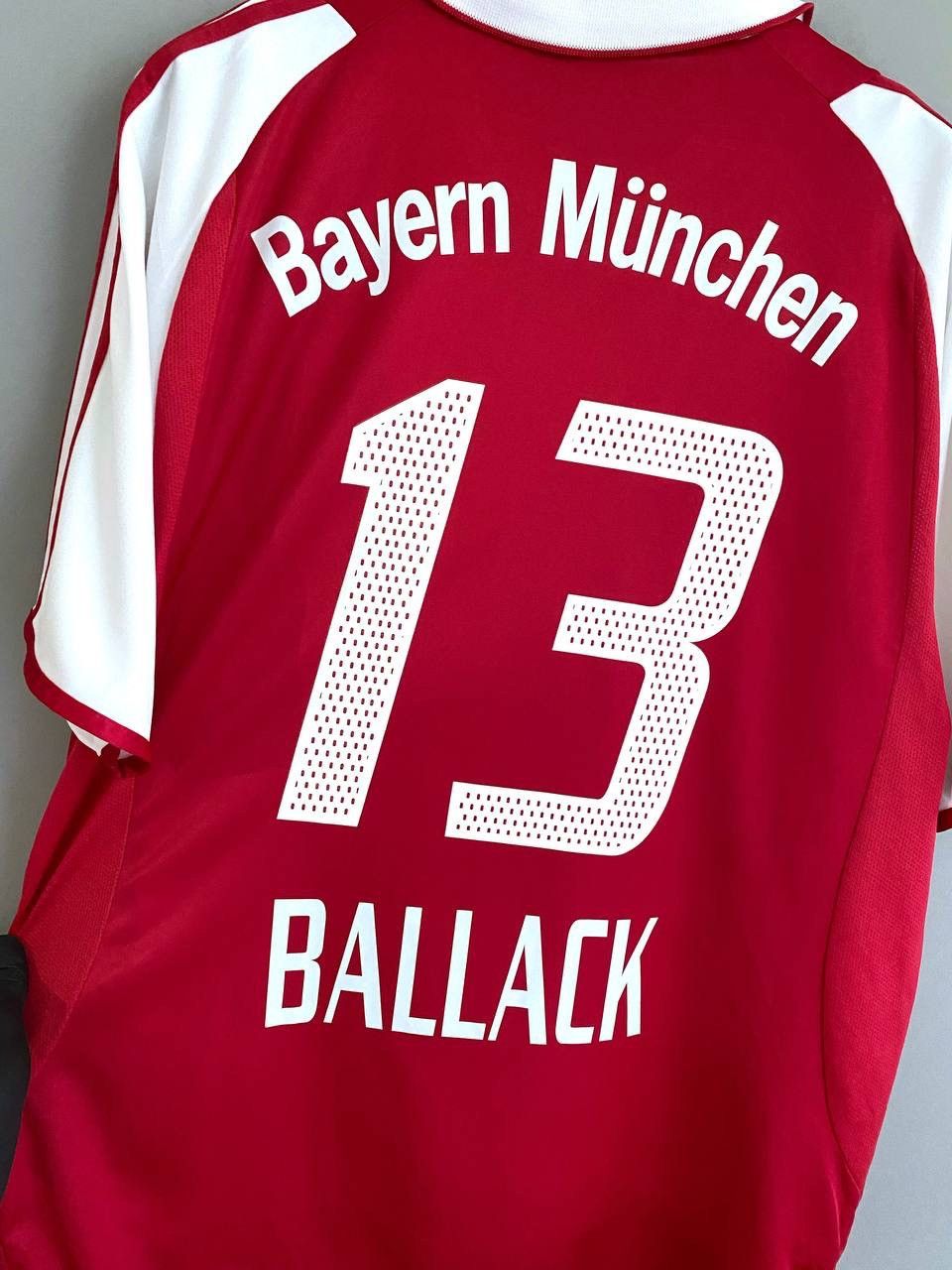 Adidas Adidas FC Bayern Munich 2003/2004 Home Football Jersey #13 BALLACK, Size M Size US M / EU 48-50 / 2 - 13 Thumbnail