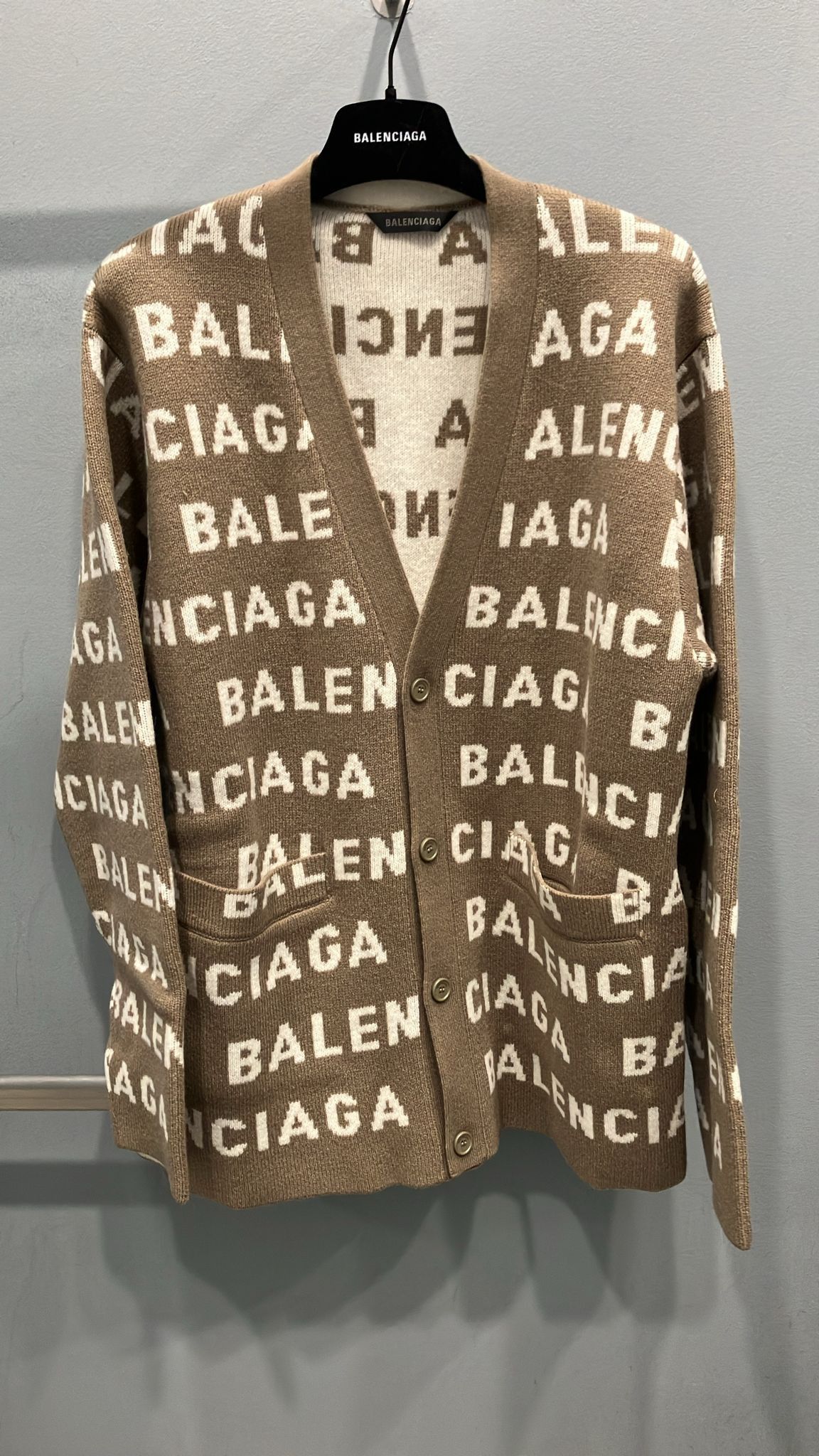 Balenciaga o1la1rc1a0325 All-Over Cardigan in Dark Beige/White Size L / US 10 / IT 46 - 1 Thumbnail