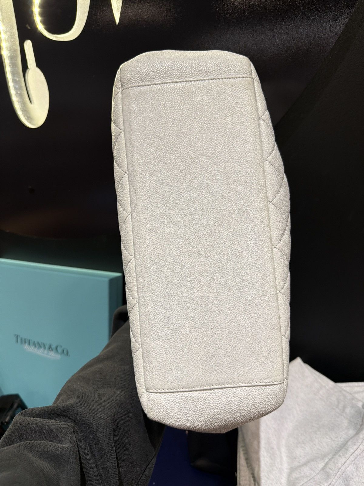 Chanel CHANEL CAVIAR QUILTED LARGE SHOPPING TOTE SHOULDER BAG WHITE Size ONE SIZE - 13 Thumbnail