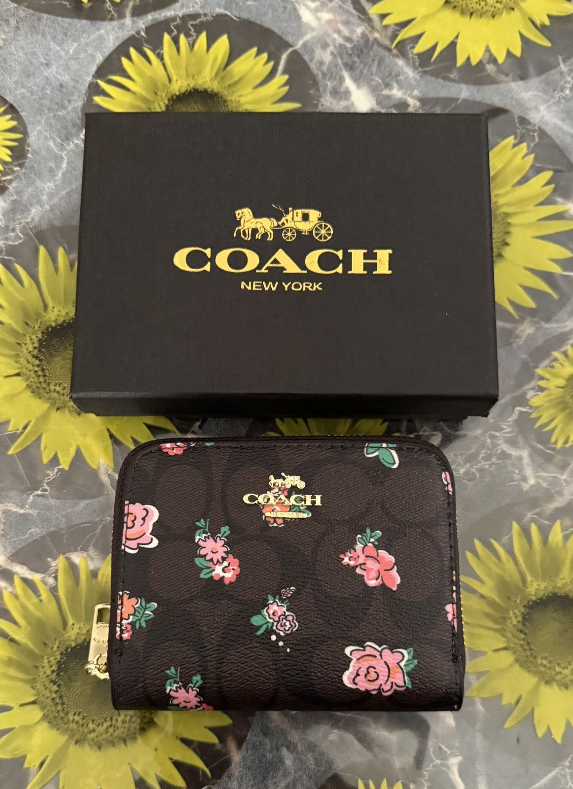 Coach Coach Brown Signature Floral Print Small Zip Wallet with Box Size ONE SIZE - 1 Thumbnail