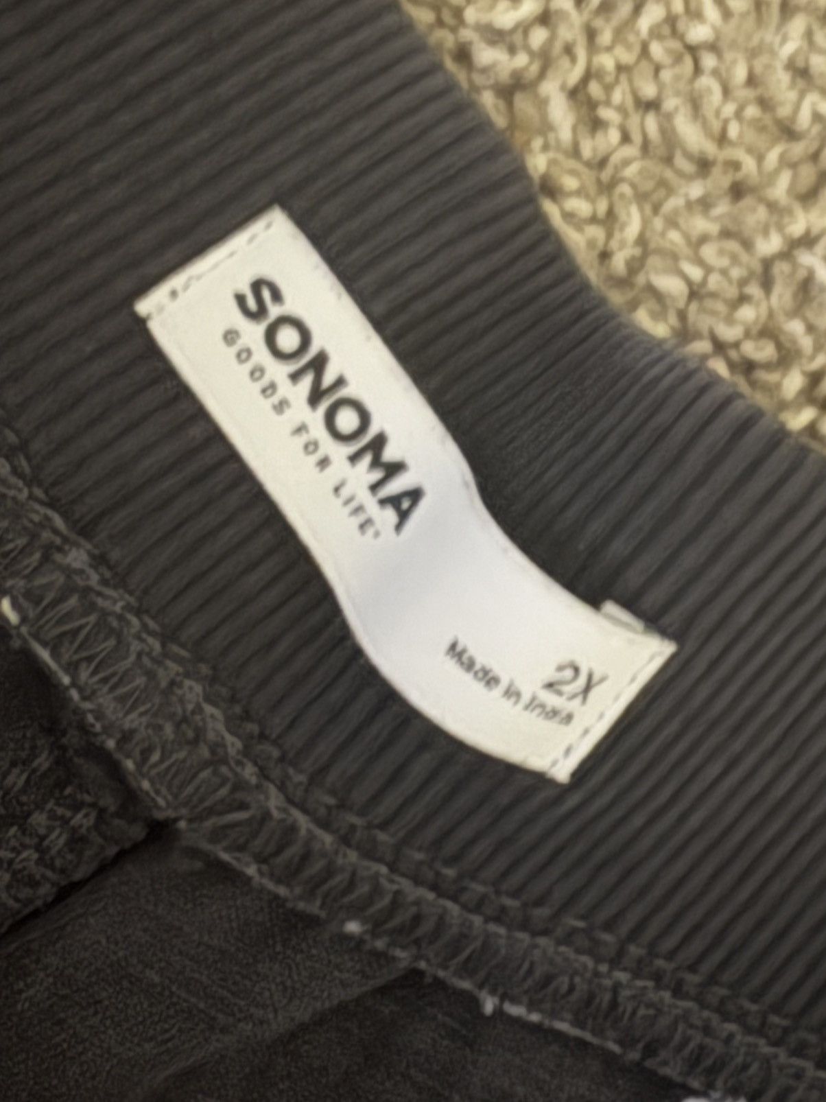 Sonoma (Sonoma) Gray Plus Size Shorts: Size 2XL Size 42" / US 20 - 4 Thumbnail