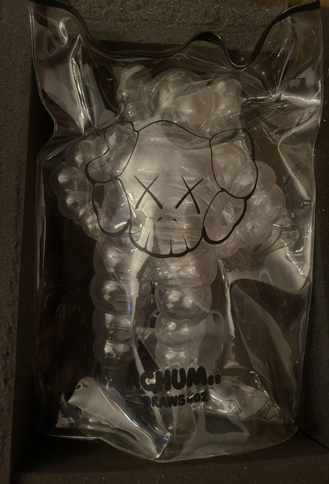 Kaws × Medicom Toy × Original Fake KAWS CLEAR CHUM(2002) 💯💯 Size ONE SIZE - 7 Thumbnail