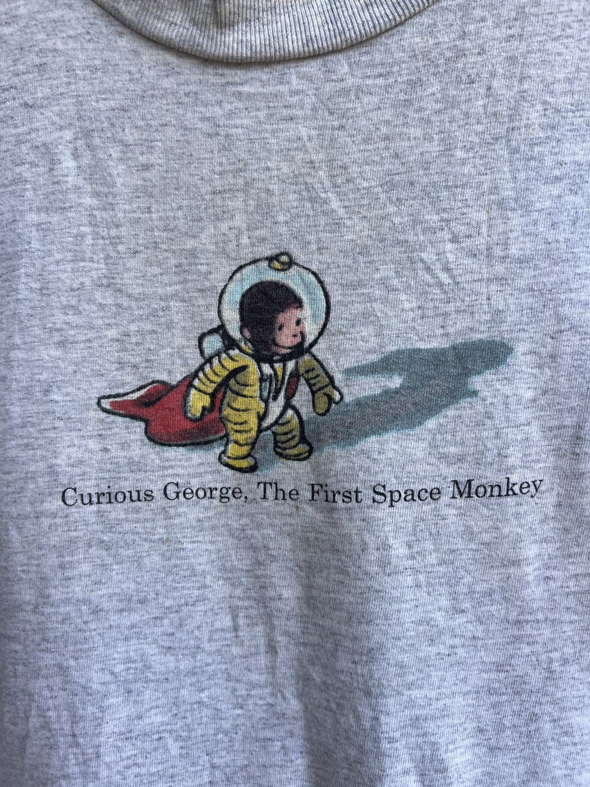 Vintage Vintage 1995 Curious George The First Space Monkey t shirt Size US M / EU 48-50 / 2 - 7 Thumbnail