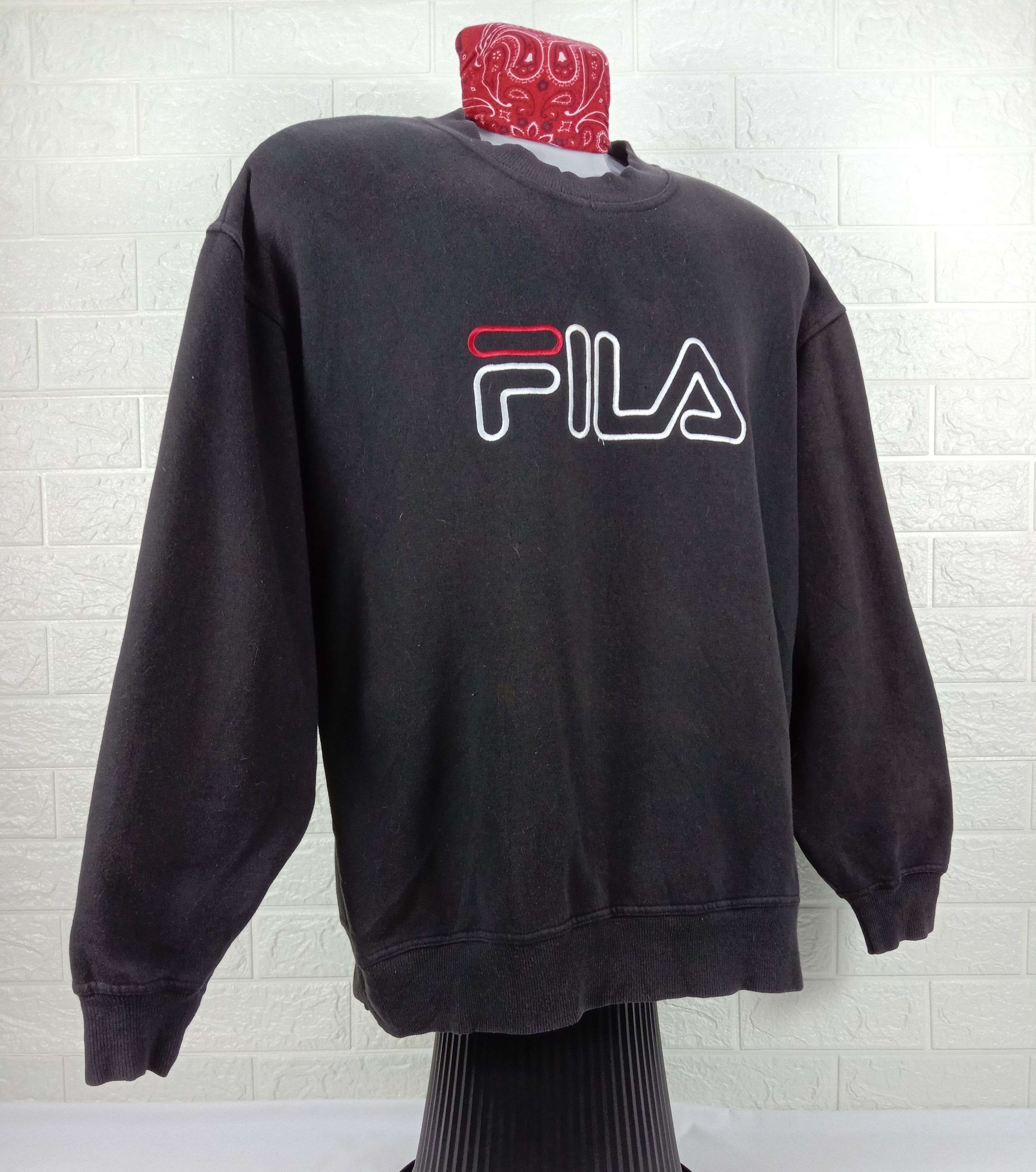 Fila Vintage Fila Embroidery Big Logo Sweatshirt Size US L / EU 52-54 / 3 - 2 Thumbnail