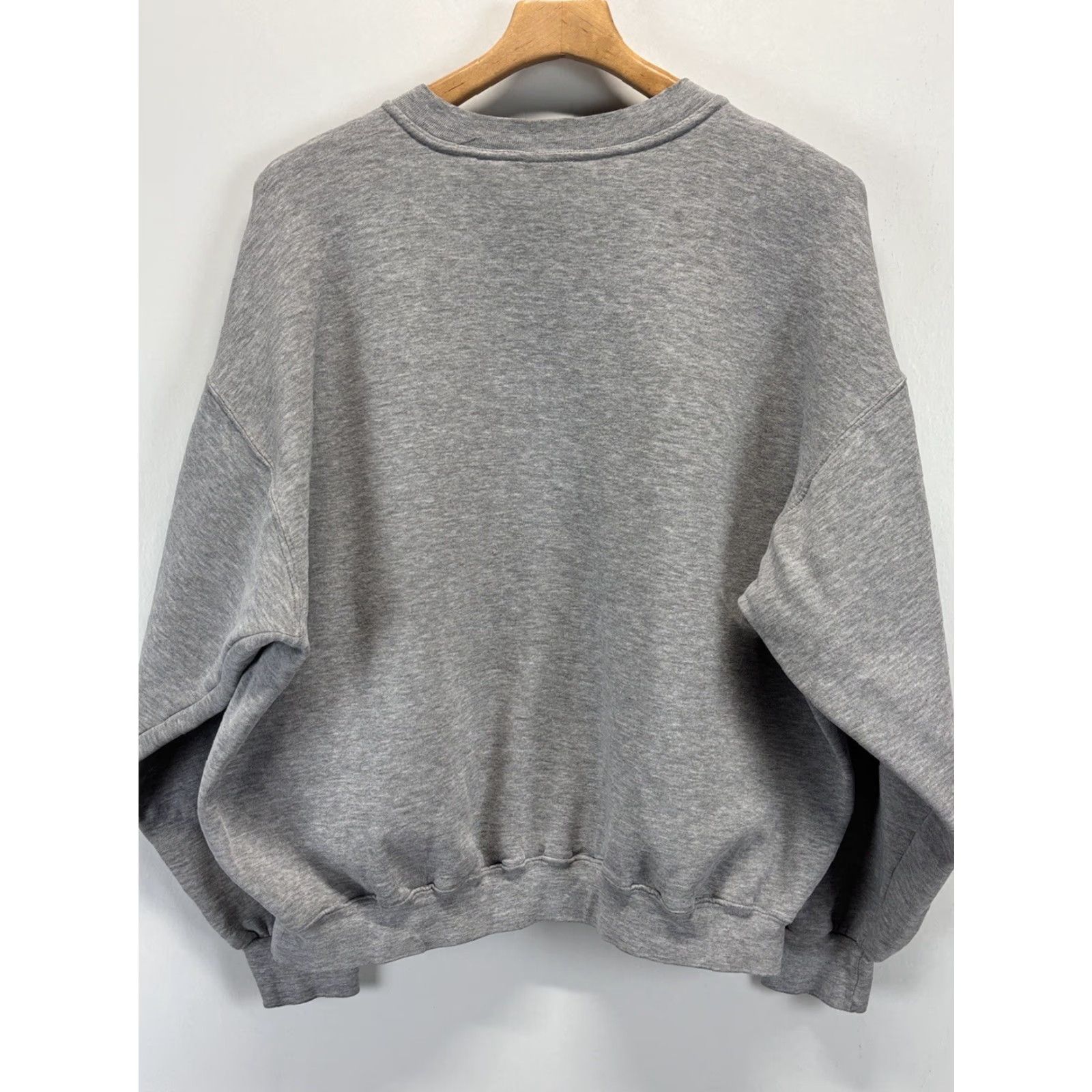 Nike VINTAGE Nike Sweatshirt Crewneck Men XL 90s Gray Pullover Essentials Mini Swoosh 90s Mens Size US XL / EU 56 / 4 - 2 Thumbnail