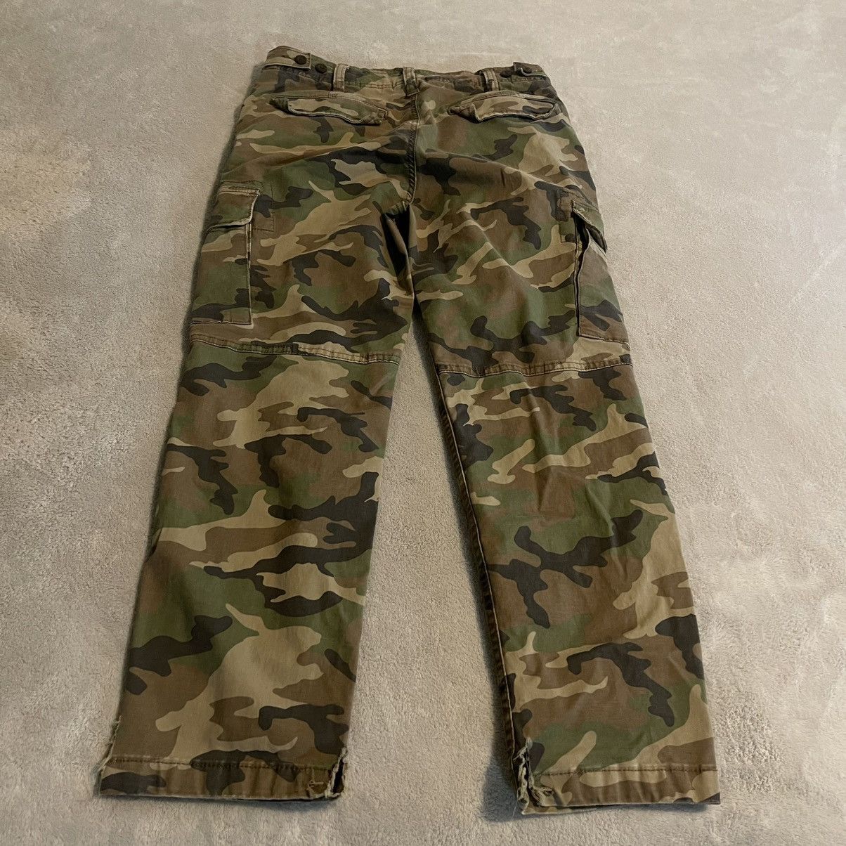 American Eagle Outfitters American Eagle Slim Lived-In Cargo Pants Mens 29x30 Camo Size US 29 - 2 Thumbnail