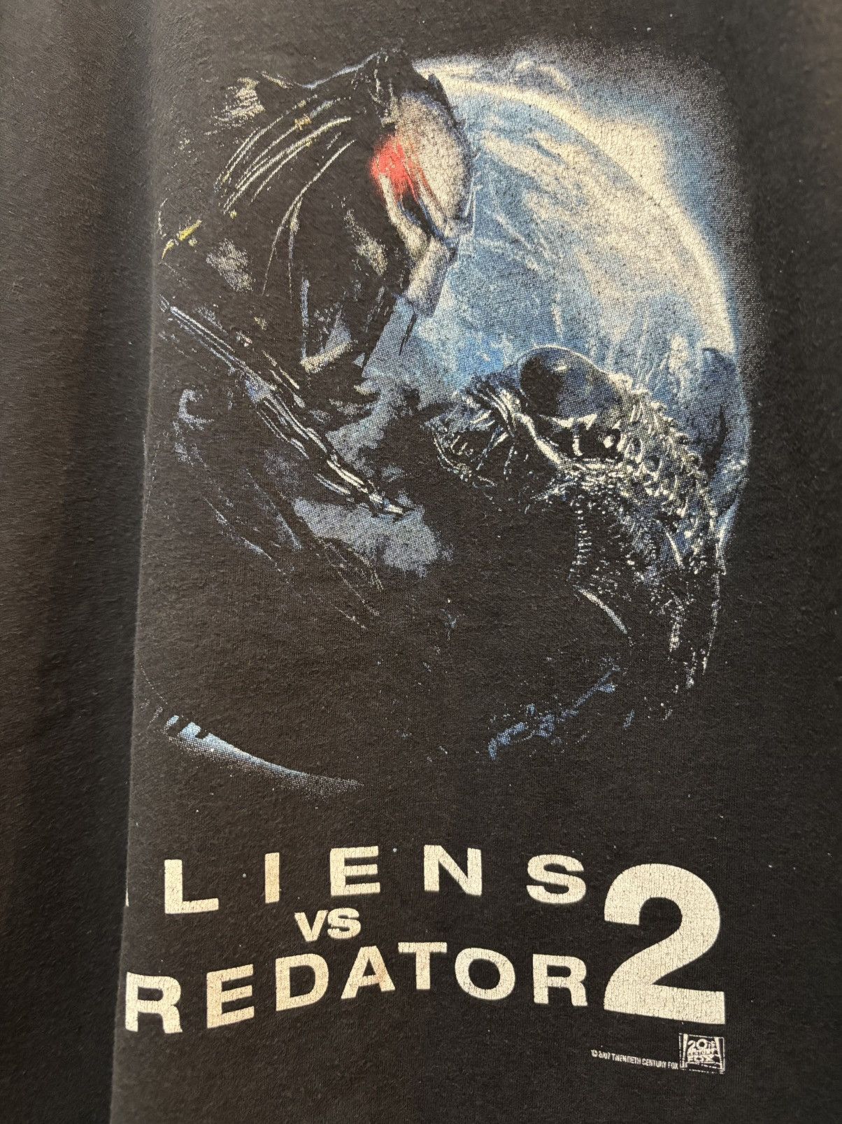 Vintage Vintage 2007 Alien VS Predator 2 Movie Promo Tee Size US M / EU 48-50 / 2 - 2 Thumbnail