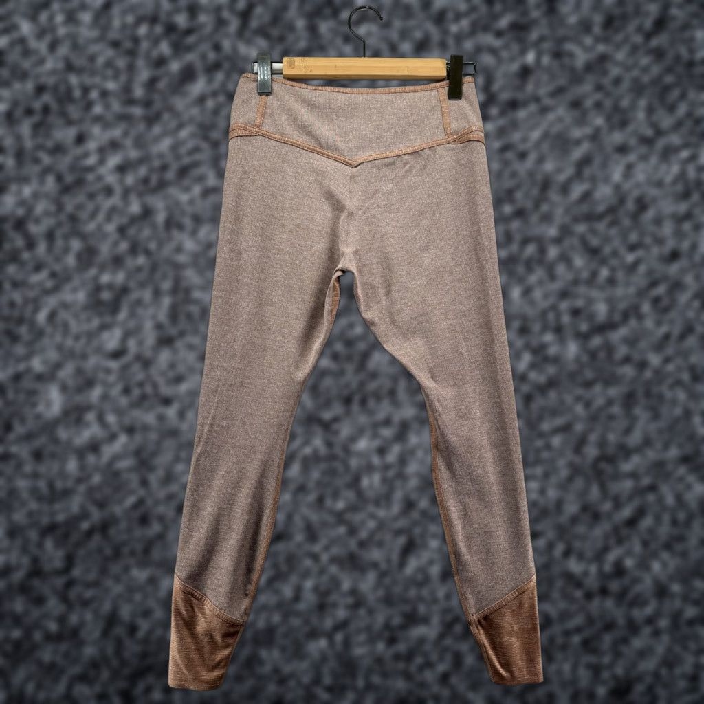 Nike VINTAGE Nike Compression Leggings Brown Women's L Mid Rise Gym Yoga Size 36" / US 14 / IT 50 - 1 Thumbnail