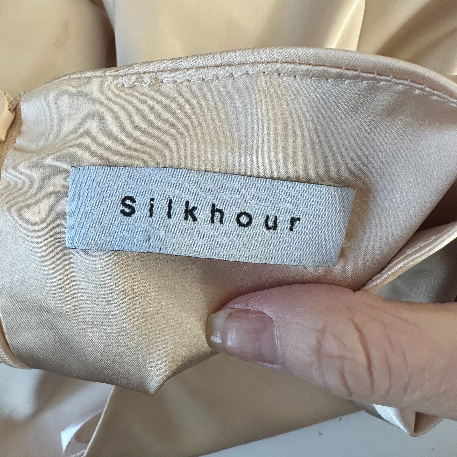 Other Silkhour Ayu Champagne Satin Skirt Kick Split Zip Back Mini Size 27" / US 4 / IT 40 - 7 Thumbnail