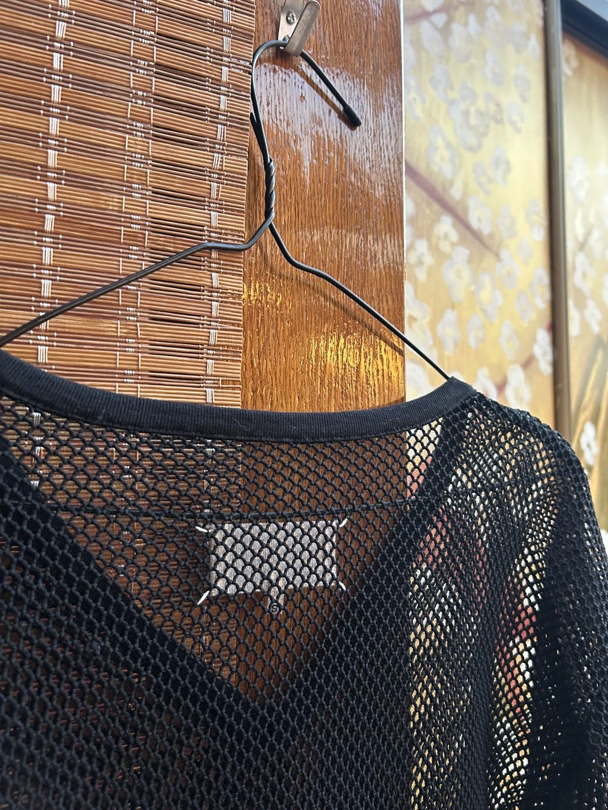 Maison Margiela Maison Martin Margiela Unisex Fishnet Knit Mesh V-Neck Top Size US S / EU 44-46 / 1 - 4 Thumbnail