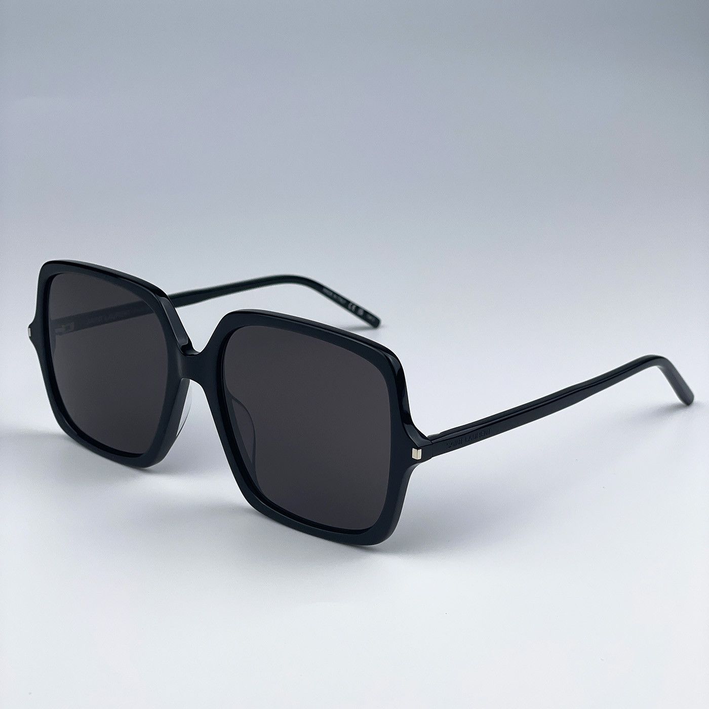 Yves Saint Laurent NEW Saint Laurent SL591 001 Square Oversized Sunglasses Size ONE SIZE - 6 Thumbnail