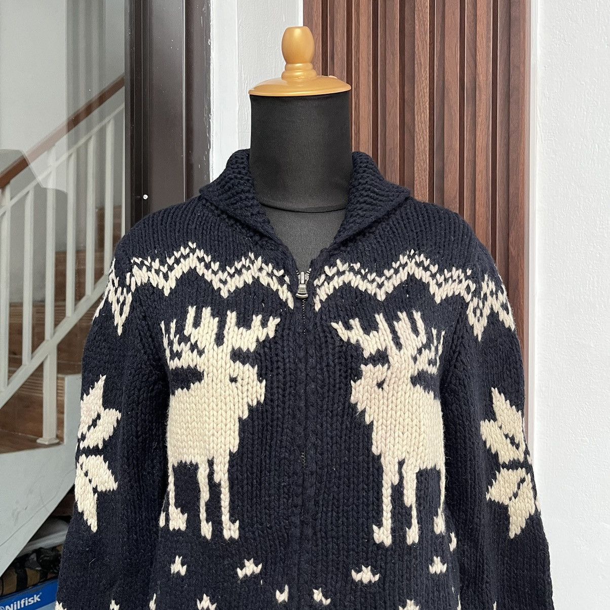 Japanese Brand Cowichan Nordic Knit Wool Raindeer Abercrombie N Fitch Size M / US 6-8 / IT 42-44 - 4 Thumbnail