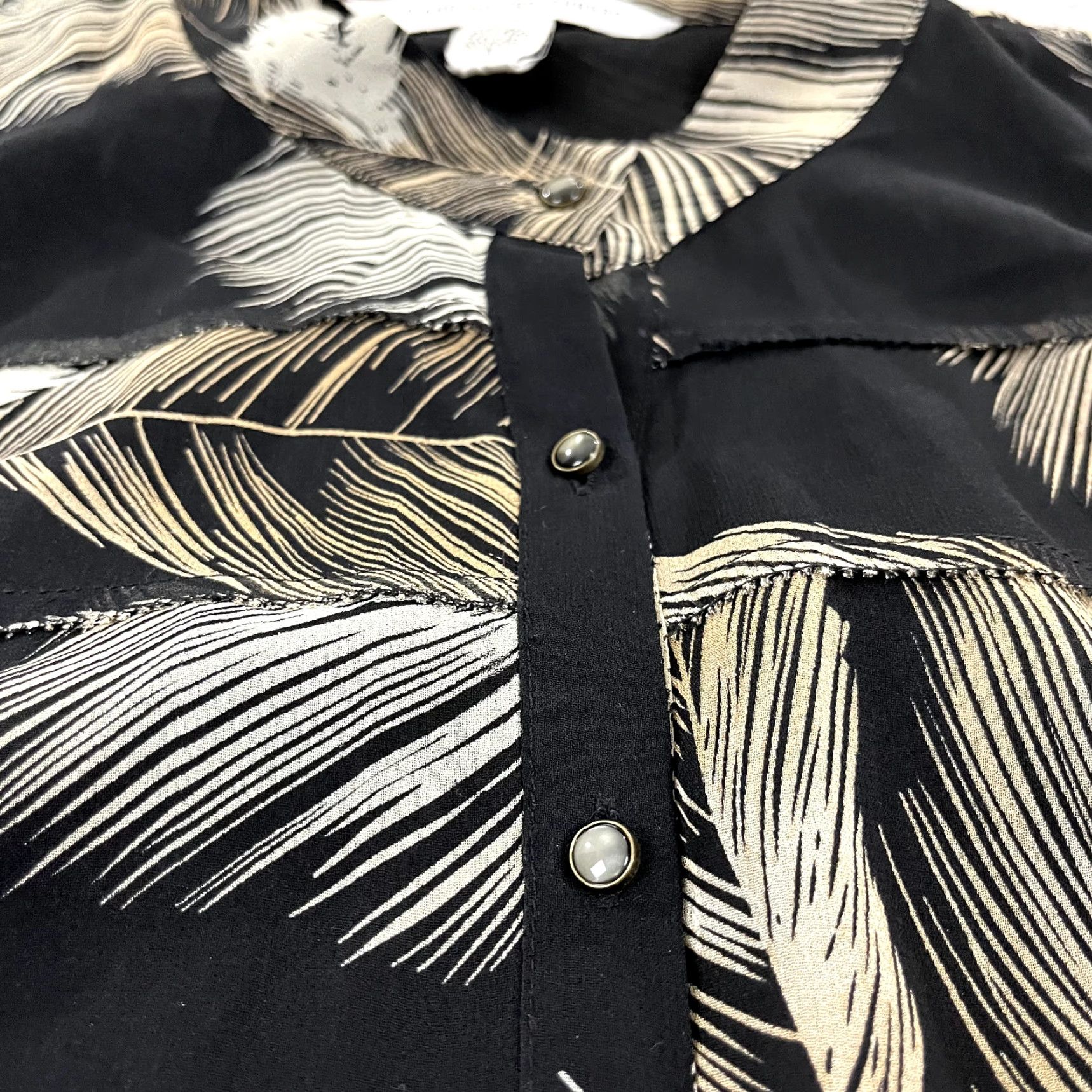 Diane von Furstenberg DIANE VON FURSTENBERG Top Womens Size 8 Black Brown Floral Silk Sheer Button Up Size M / US 6-8 / IT 42-44 - 7 Thumbnail