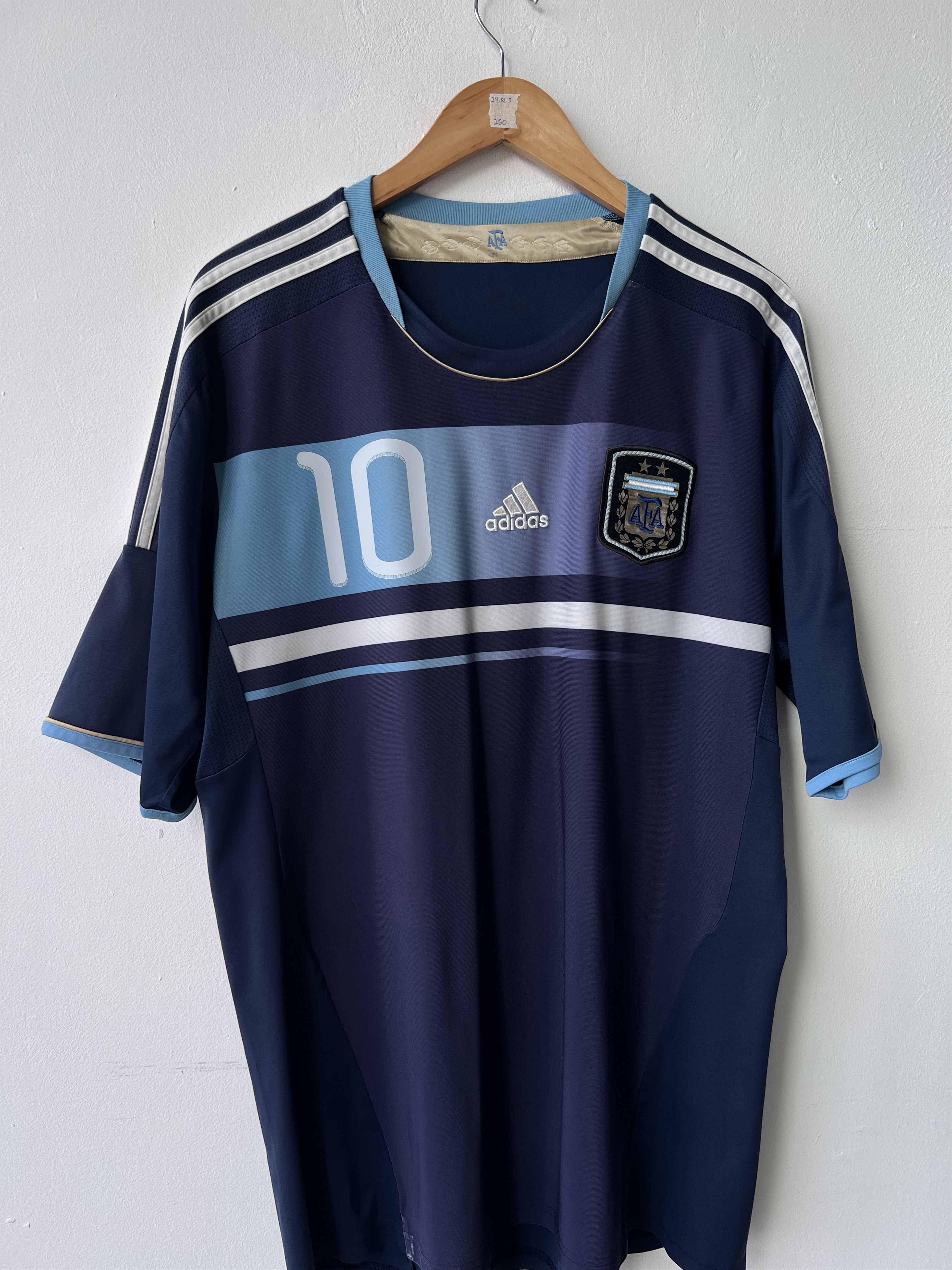 Adidas (XL) Argentina 2011-12 Away Kit Messi #10 Size US XL / EU 56 / 4 - 9 Thumbnail