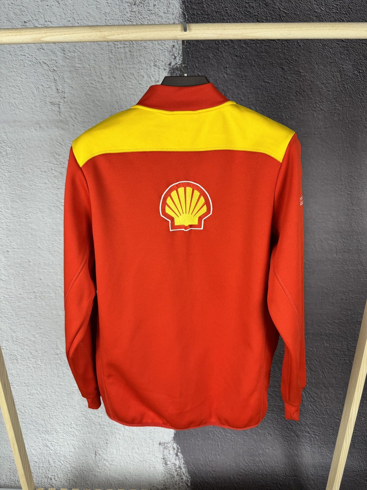 Ferrari Vintage Scuderia Ferrari Formula 1 Racing Shell zip jacket Size US M / EU 48-50 / 2 - 3 Thumbnail