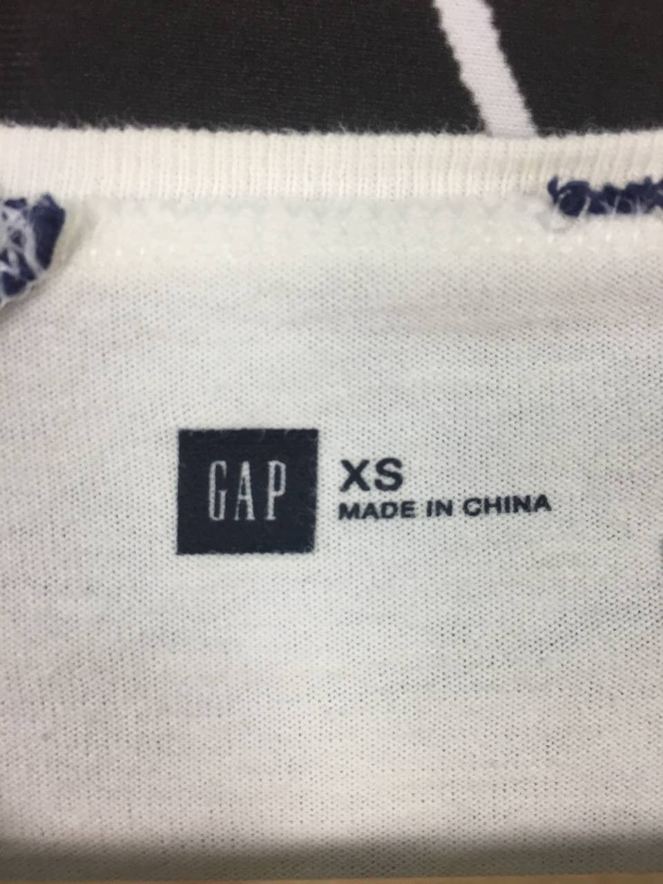 Gap GAP XS Slim Fit Henley Raglan Long Sleeve Tee Size US XS / EU 42 / 0 - 7 Thumbnail