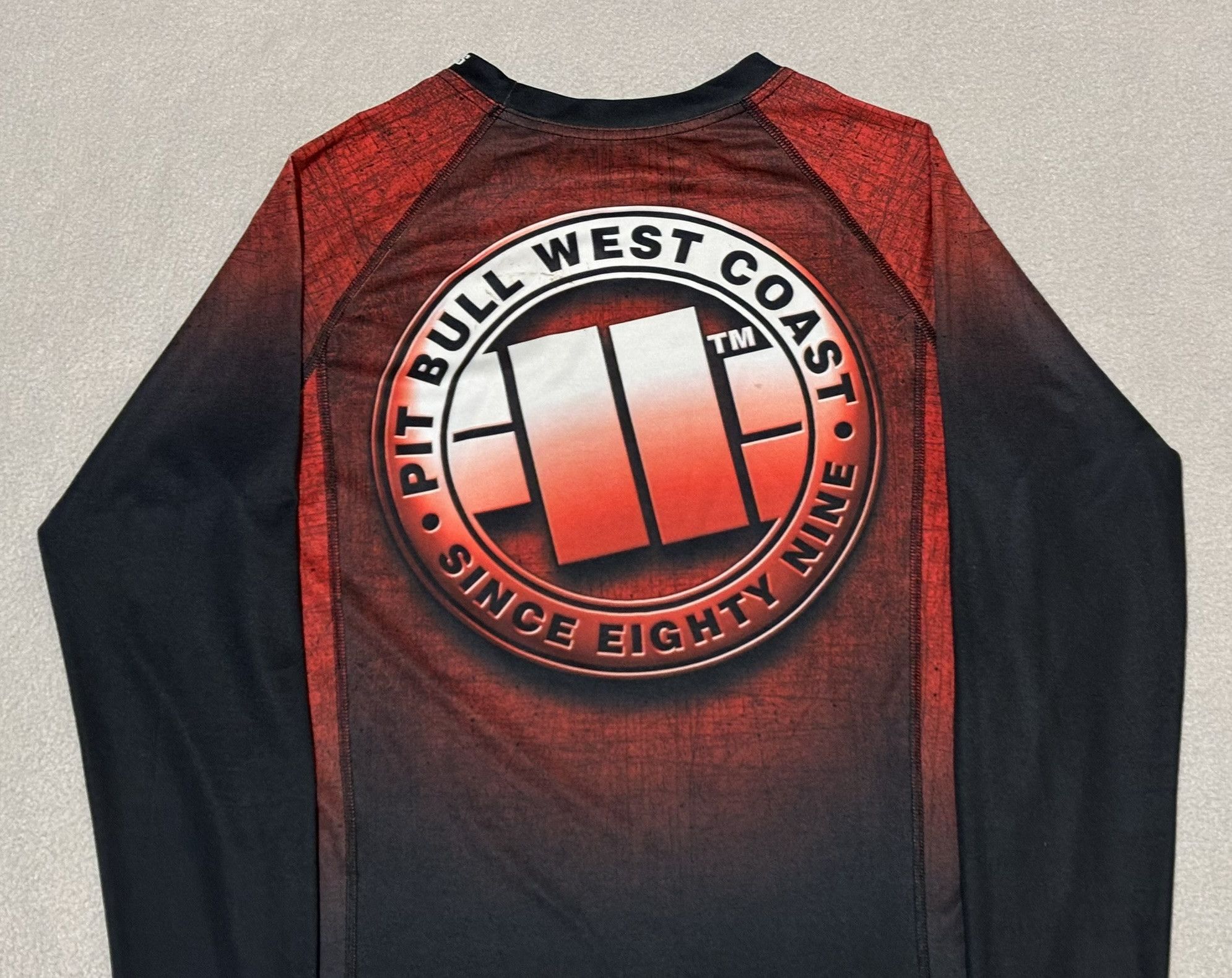 Other Rashguard Pit Bull West Coast size. M Size US M / EU 48-50 / 2 - 13 Thumbnail
