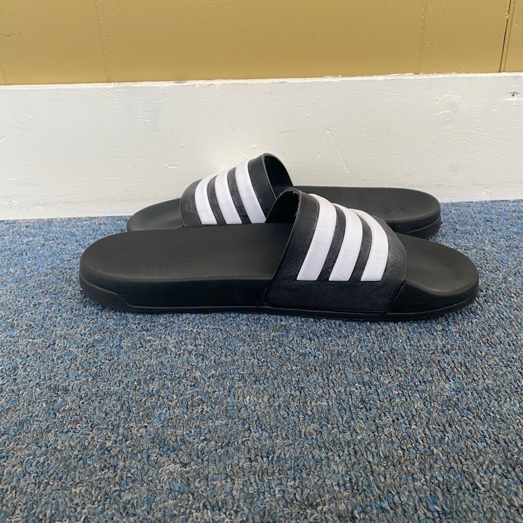 Adidas Adidas men 12 slip on slides black and white Size US 12 / EU 45 - 2 Thumbnail