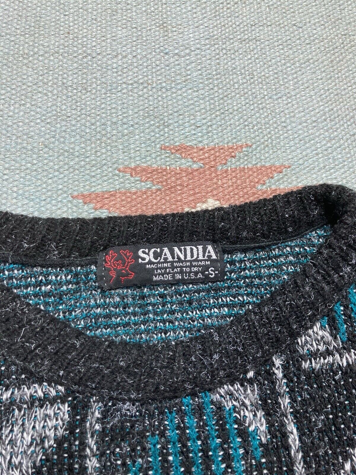 Vintage VTG 90s knit sweater crewneck abstract windowpane small Size US S / EU 44-46 / 1 - 3 Thumbnail