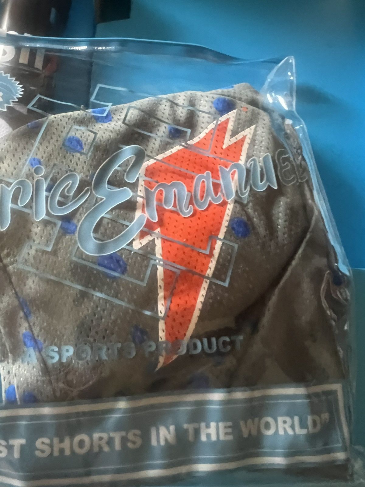 Eric Emanuel × Gatorade Eric Emanuel x Gatorade towel & grey w blue shorts large Size US 32 / EU 48 - 5 Thumbnail