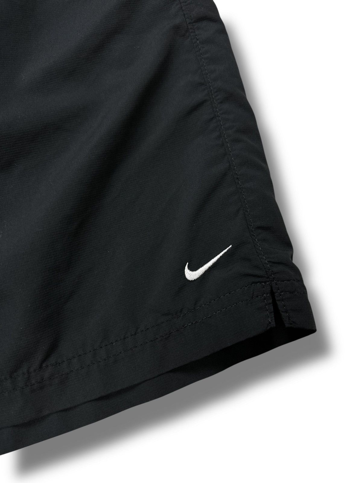 Nike Vintage Y2K Nike Court Lightweight Shorts Black Nike Fit Size US 34 / EU 50 - 8 Thumbnail