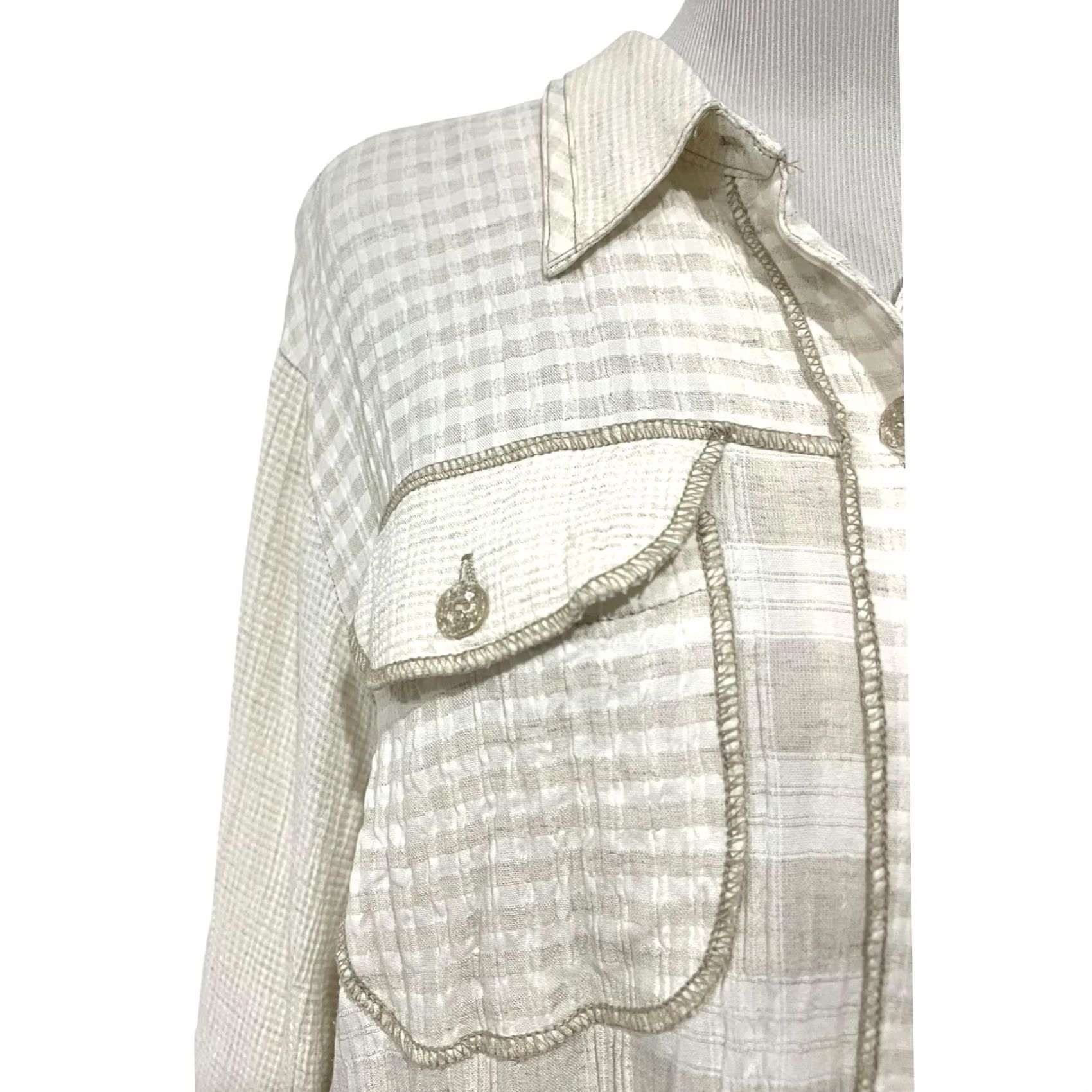 Vintage VINTAGE Saint Germain Paris Womens Blouse Button Up Top Beige Cream Check Pockets L Size L / US 10 / IT 46 - 2 Thumbnail