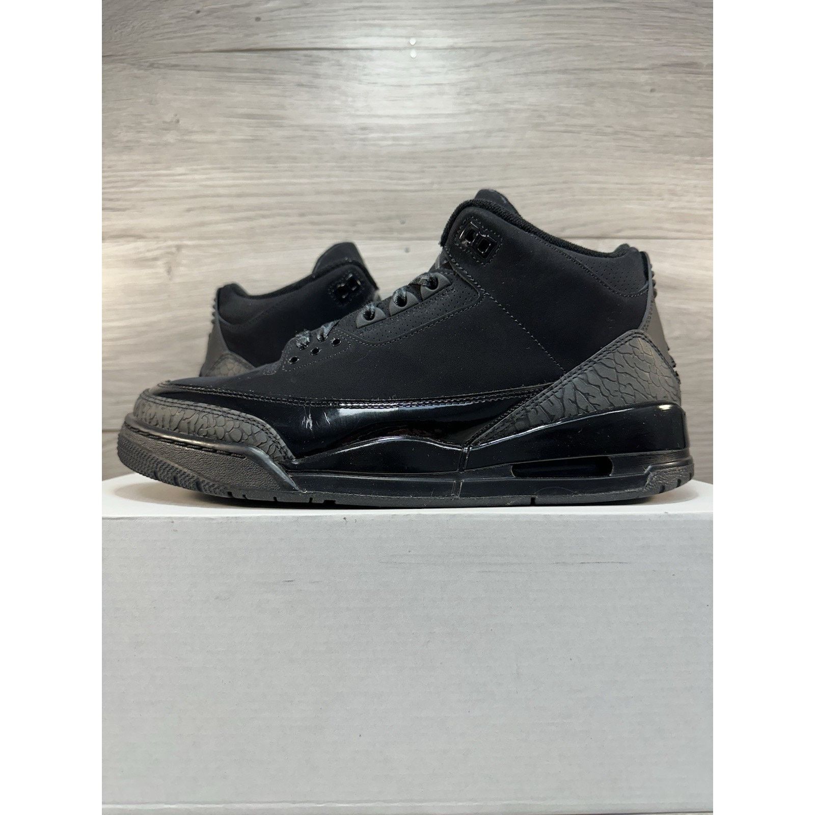 Jordan Brand Air Jordan 3 Retro Black Cat 2025 - Size 10 Size US 10 / EU 43 - 1 Thumbnail