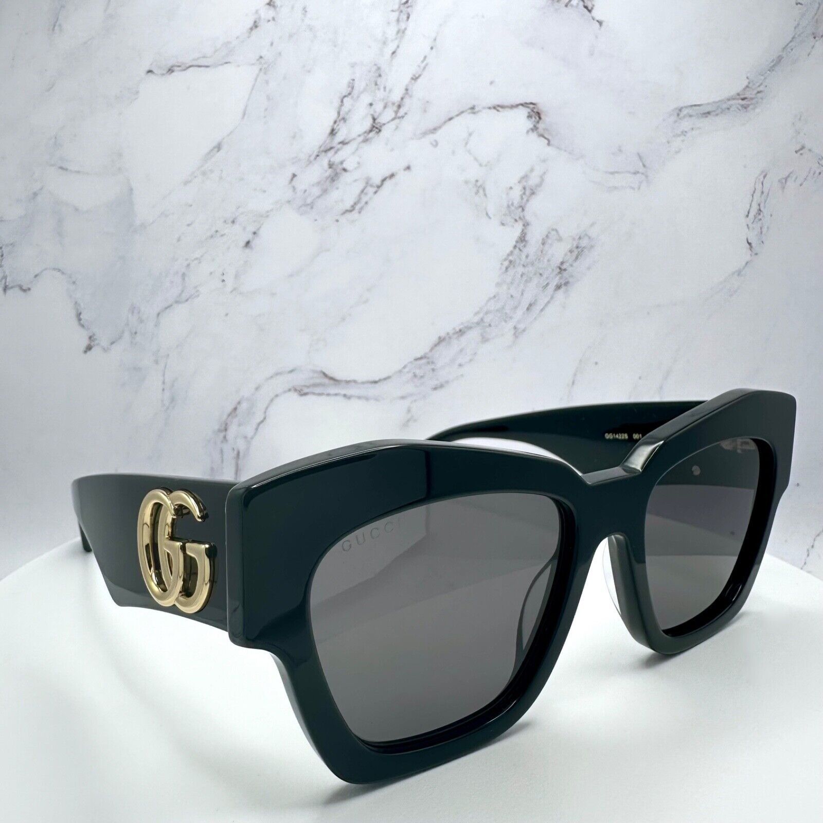 Gucci Gucci Sunglasses Black Cat Eye Gold Interlocking GG Logo Size ONE SIZE - 10 Thumbnail